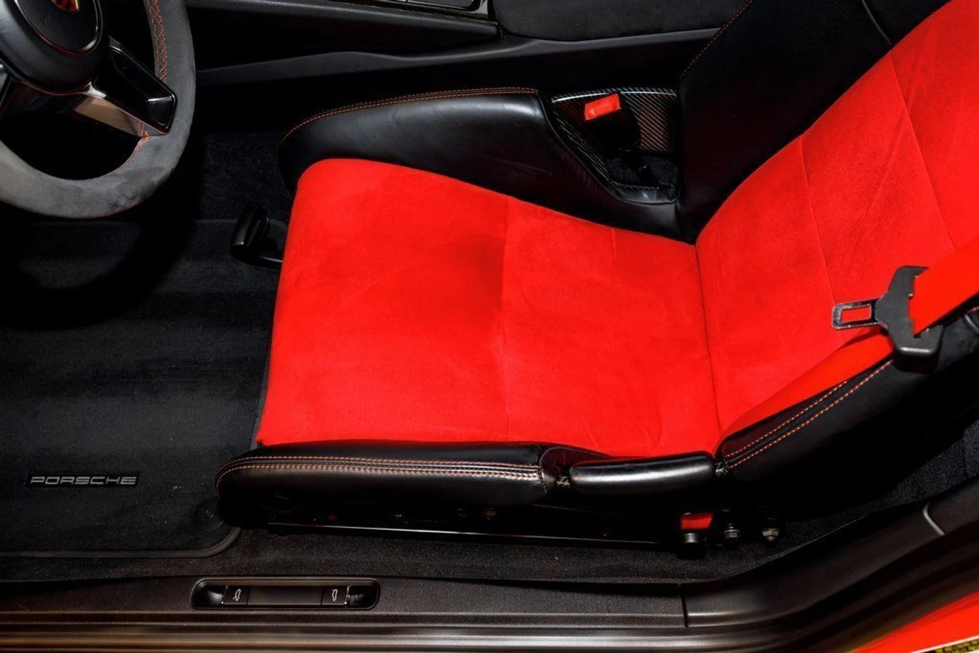 mph017_1131617162_2569a20ae1a2da3ab8fdafeb6493077d_b6dbb860e5