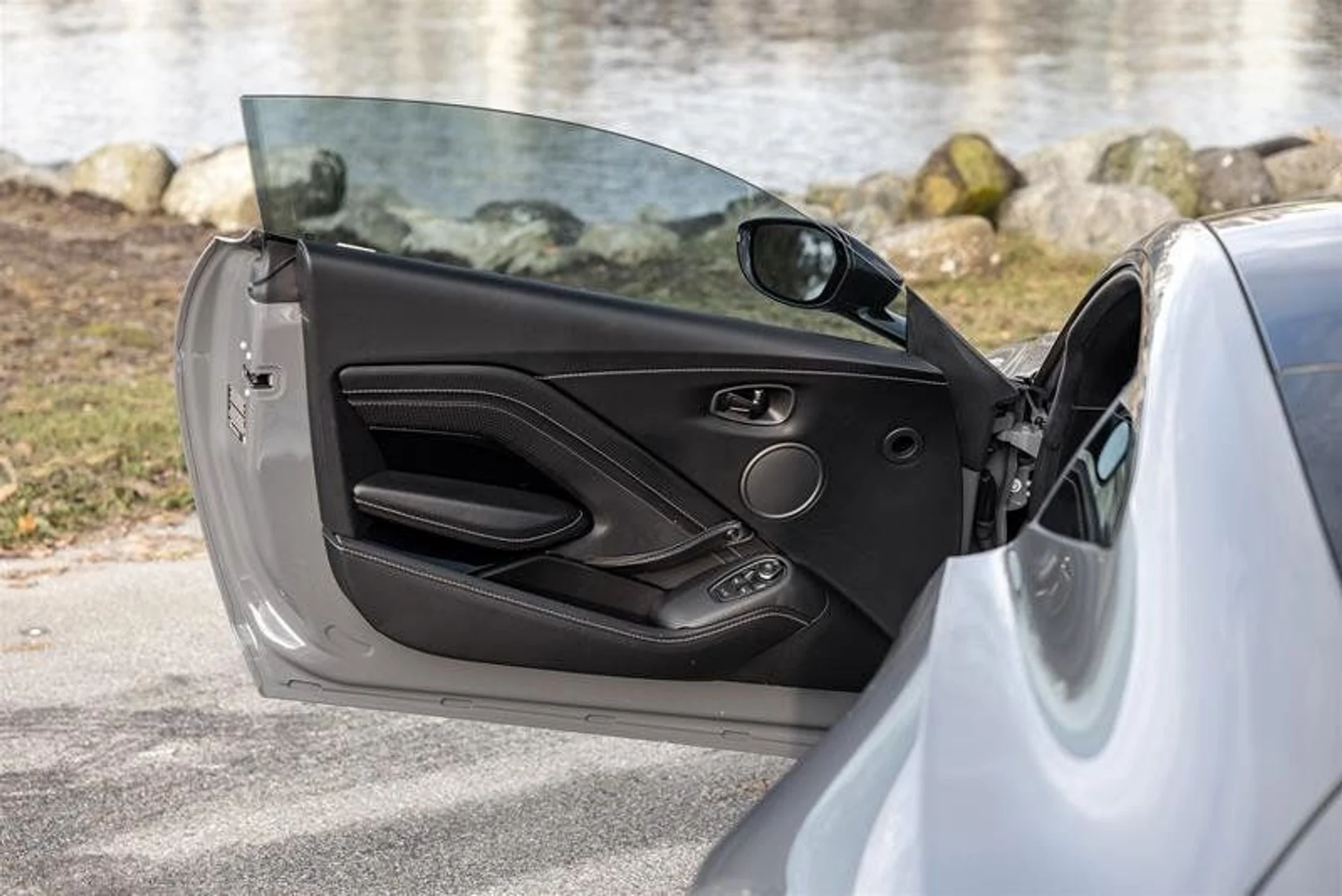 mph017_1142538042_37539563_09932_11678067_1574827861_24c8a0ad0b