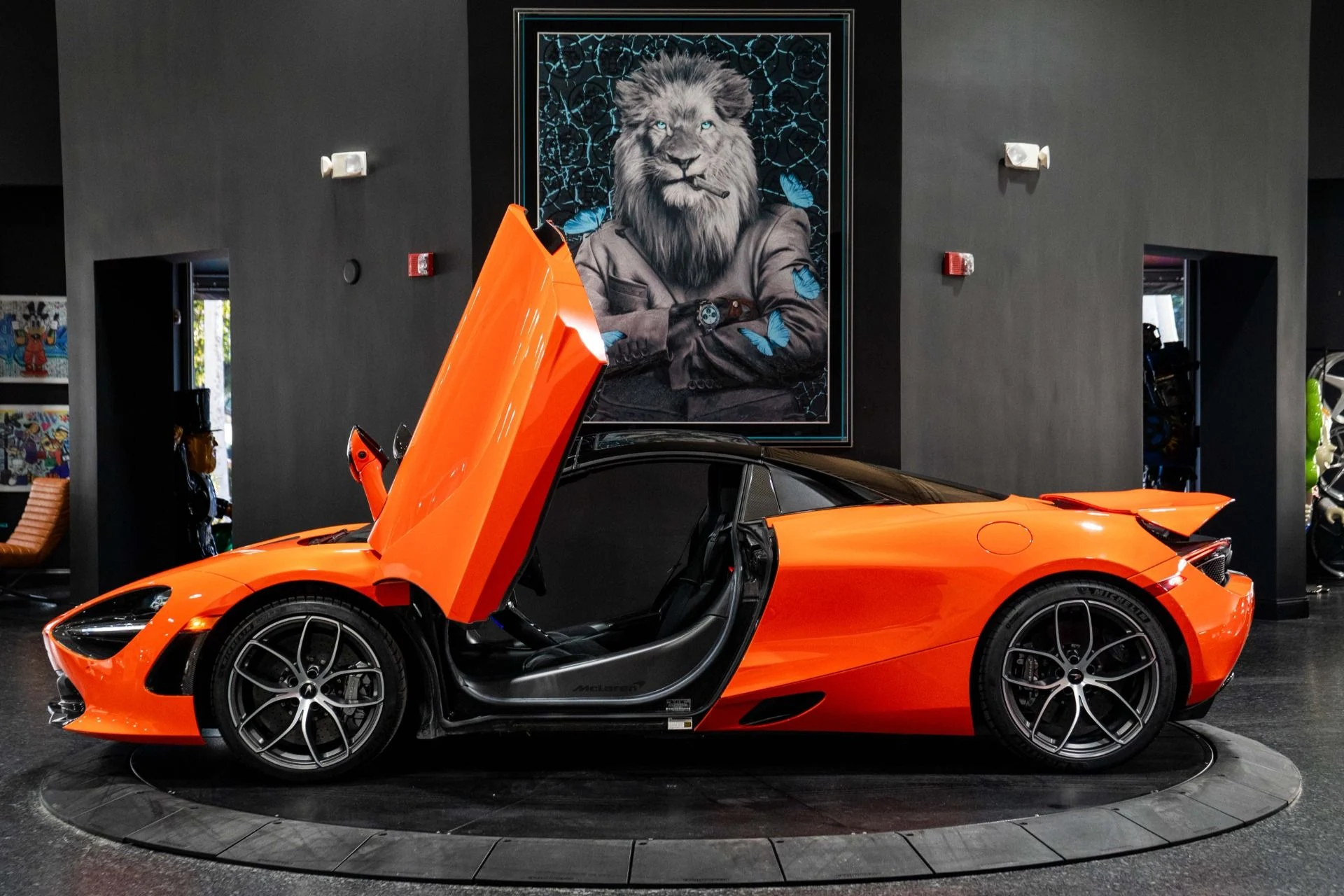 mph017_1150556760_Used_2019_Mc_Laren_720_S_Spider_1767641702_0afd5993ba