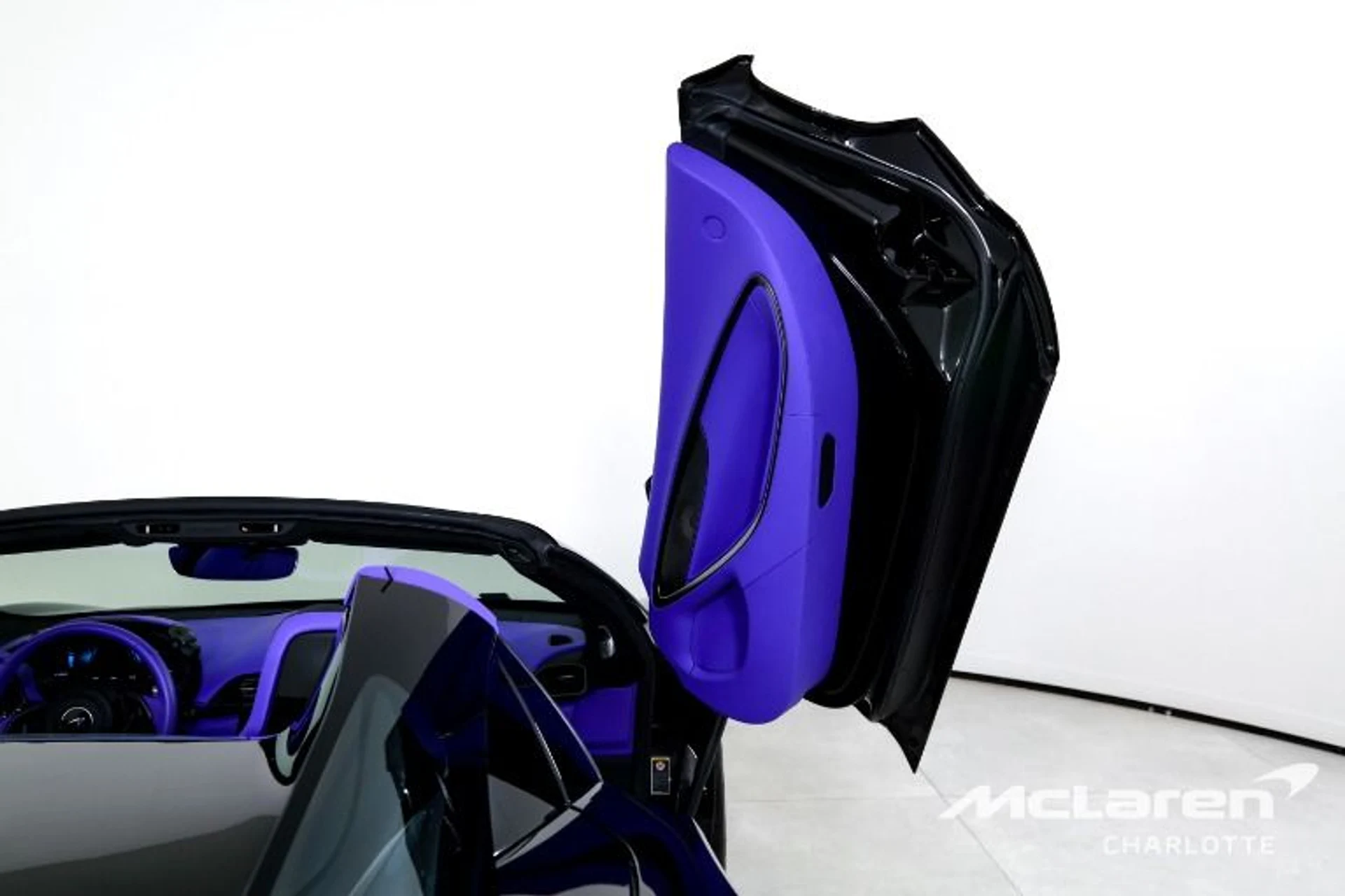 mph017_115626822_Used_2025_Mc_Laren_Artura_Spider_Tech_Lux_61192649b1