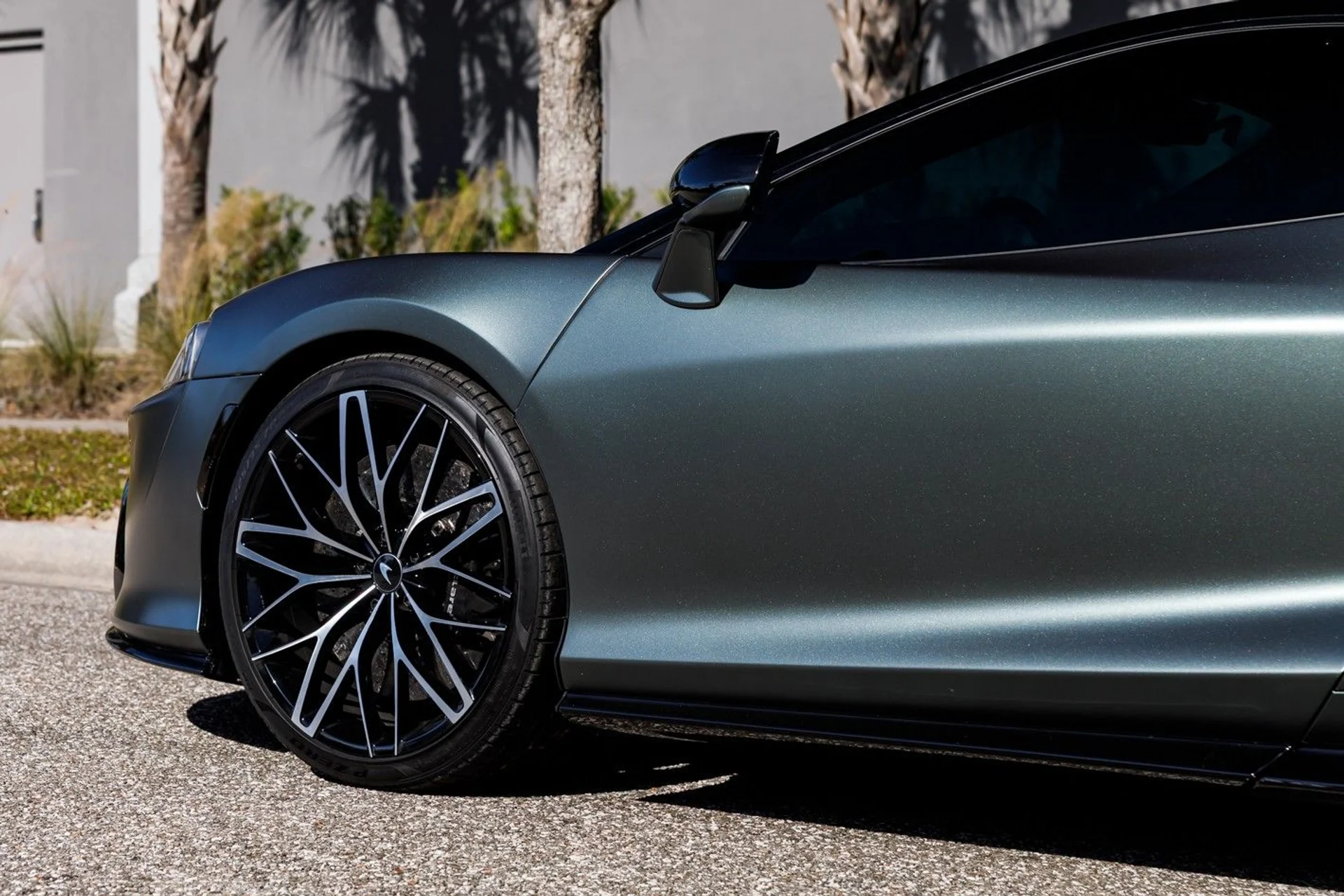 mph017_1157967364_638_p18_l_90ccfa4133