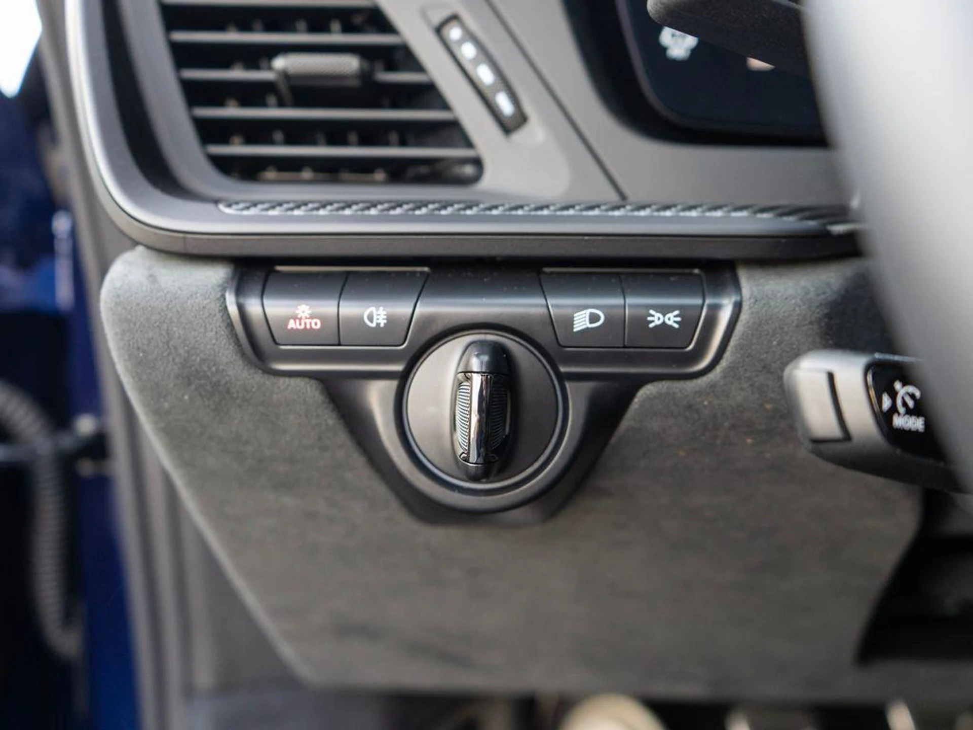 mph017_1161769633_1_Q_Req_T_Czw_E7b_X34ru_AJG_Cia8q_KU_a752a2f93a