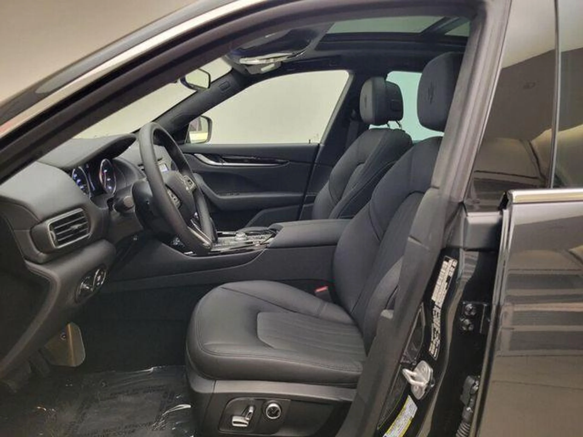 mph017_1166088909_New_2023_Maserati_Levante_GT_1753160532_b0bf1d9e63