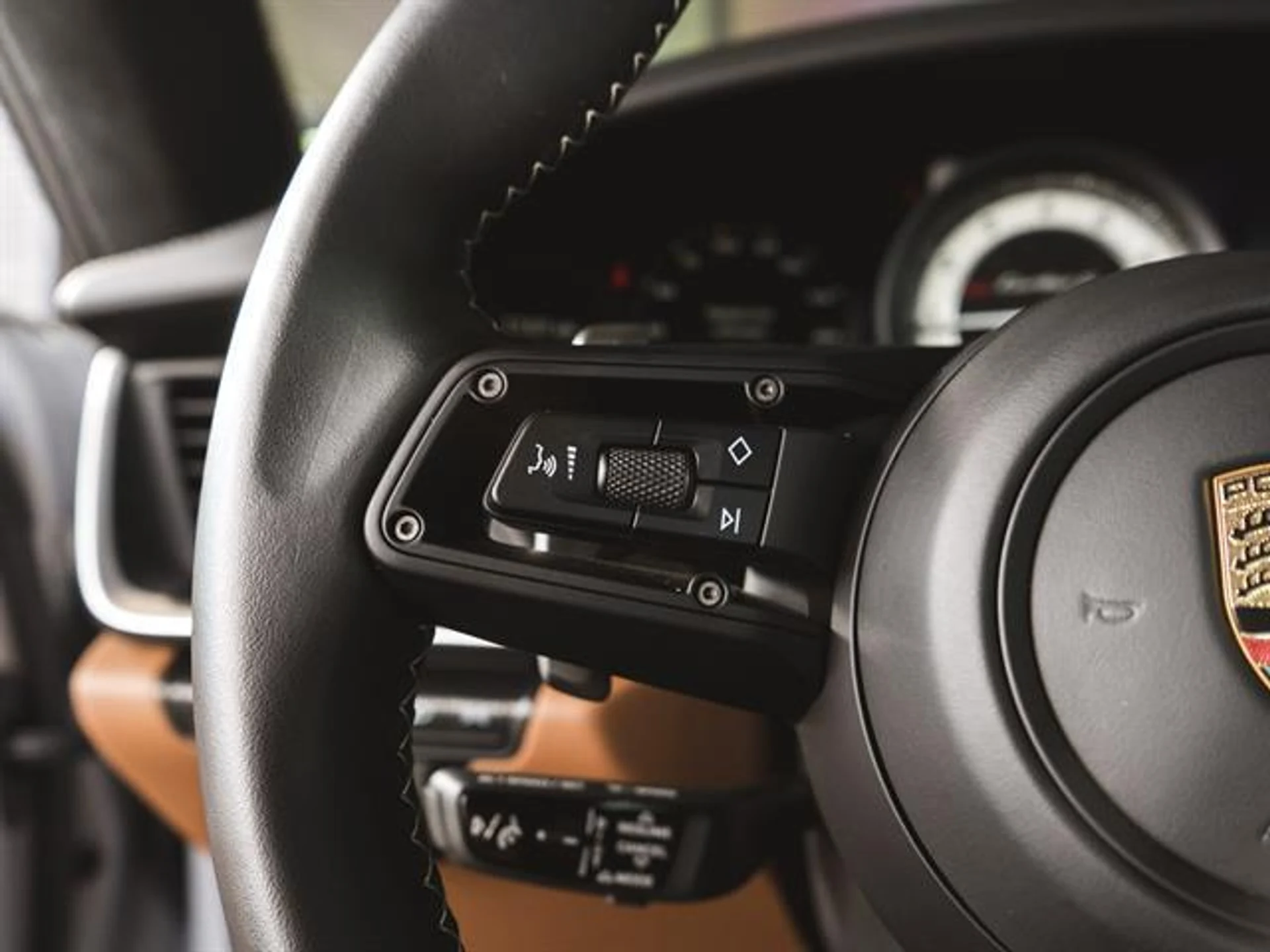 mph017_1175891413_suom9_PC_Mo96_XU_91e_NPX_8_S6f428k_d1d0b59c8b