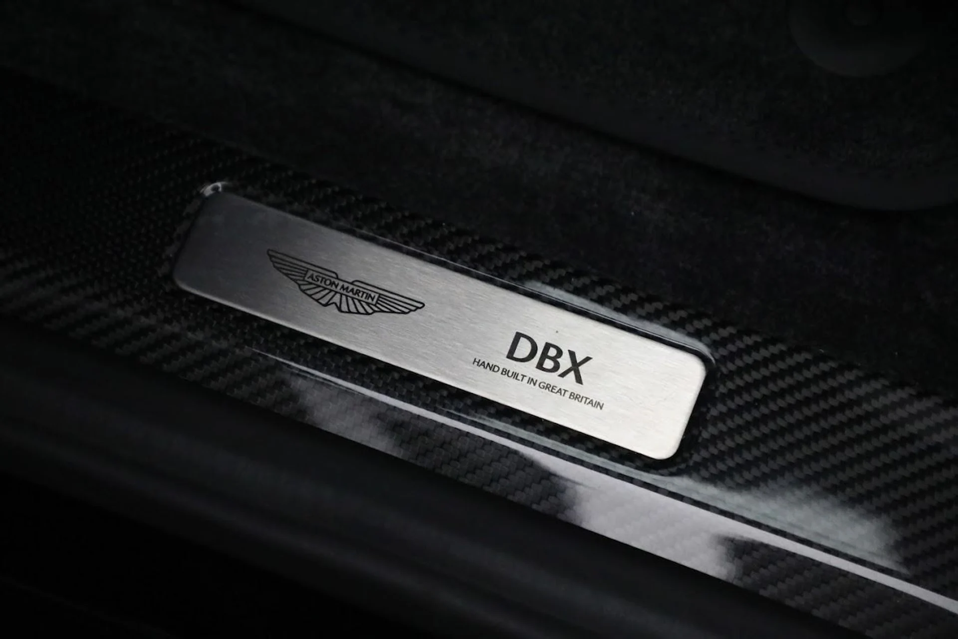 mph017_1177165611_New_2025_Aston_Martin_DBX_707_f9f6b7834b