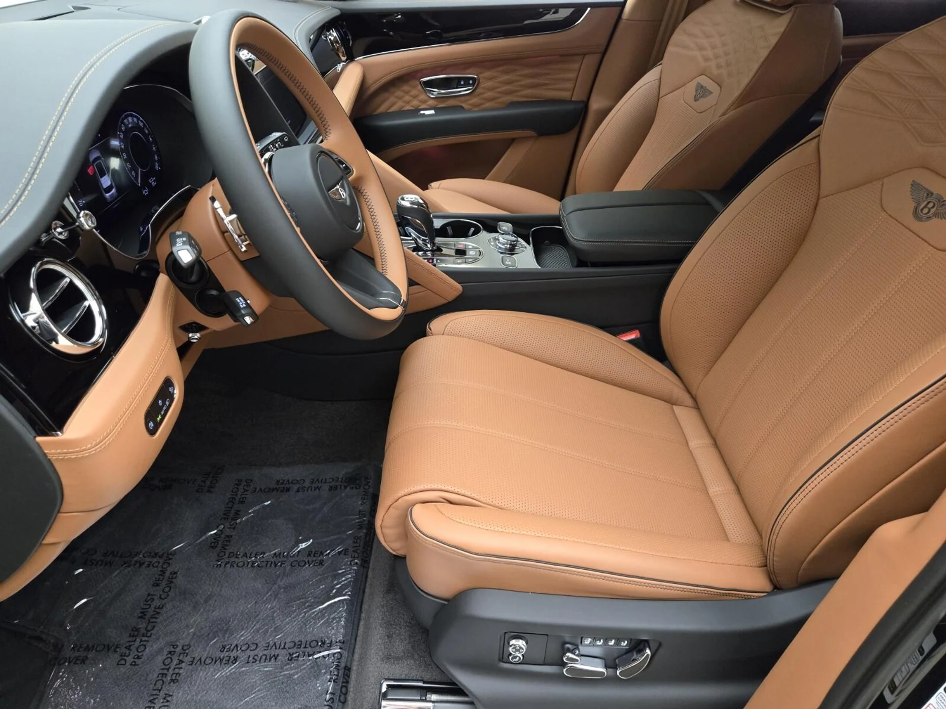 mph017_1181832169_Used_2024_Bentley_Bentayga_V8_1743763204_622f0d53d7