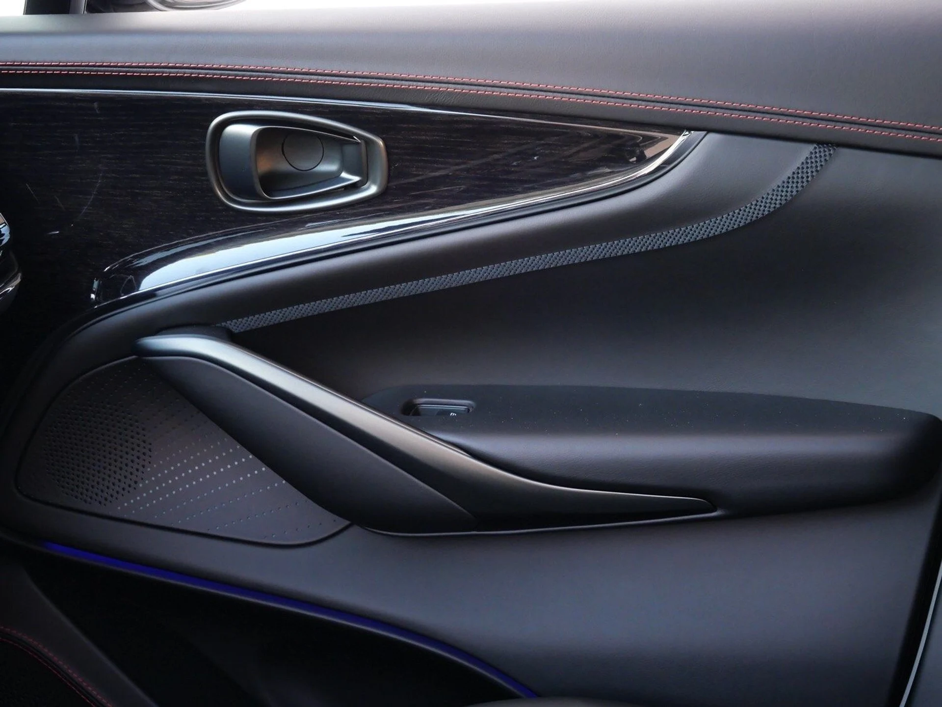 mph017_1182614735_24259c4c04b2e62761f9fff922bb3c68x_9f2cf58105