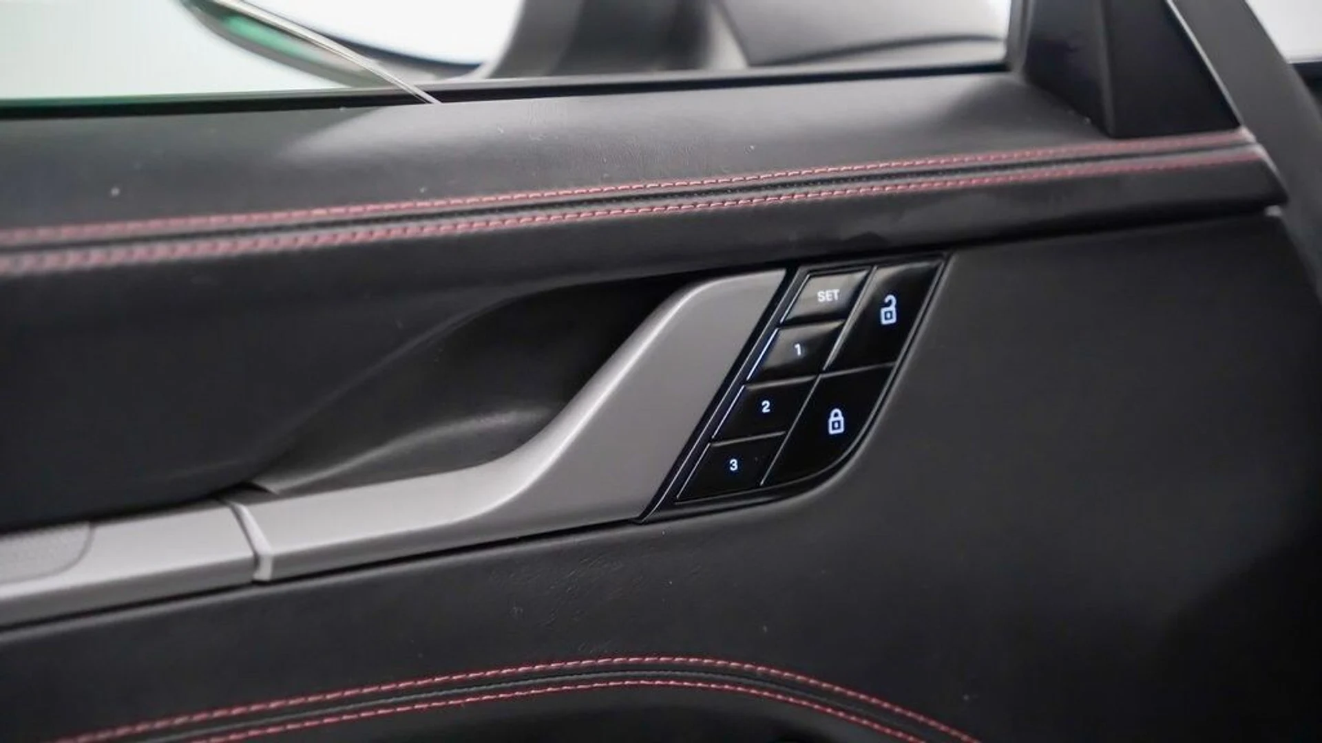 mph017_1200380331_4f841a3081d036d605c46cef1d61d17fx_ec824067a5