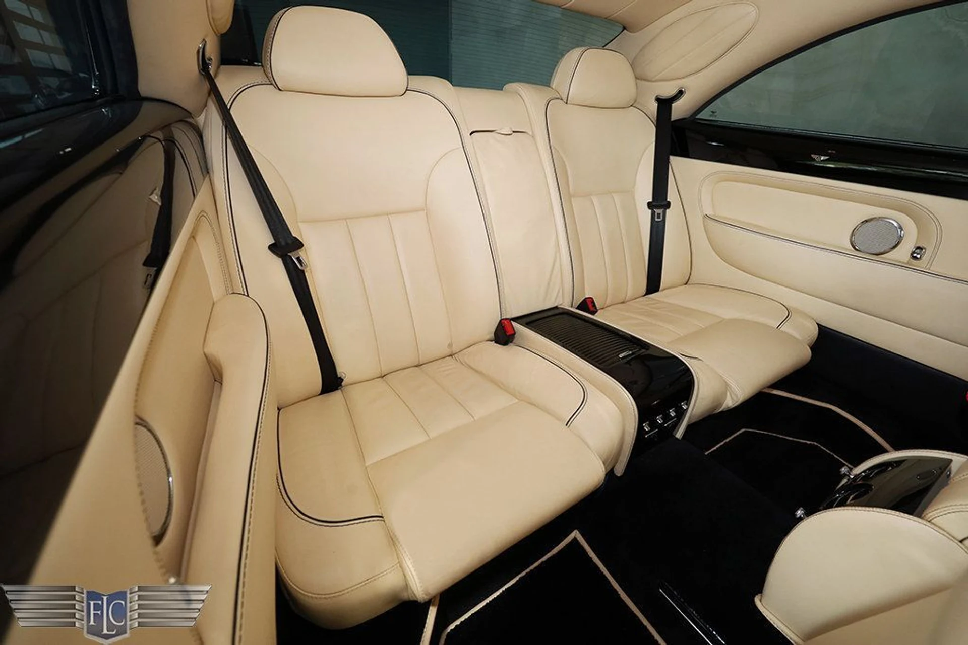 mph017_120224356_used_2009_bentley_brooklands_2drcoupe_9689_23015098_18_1024_6a23d1b0a0