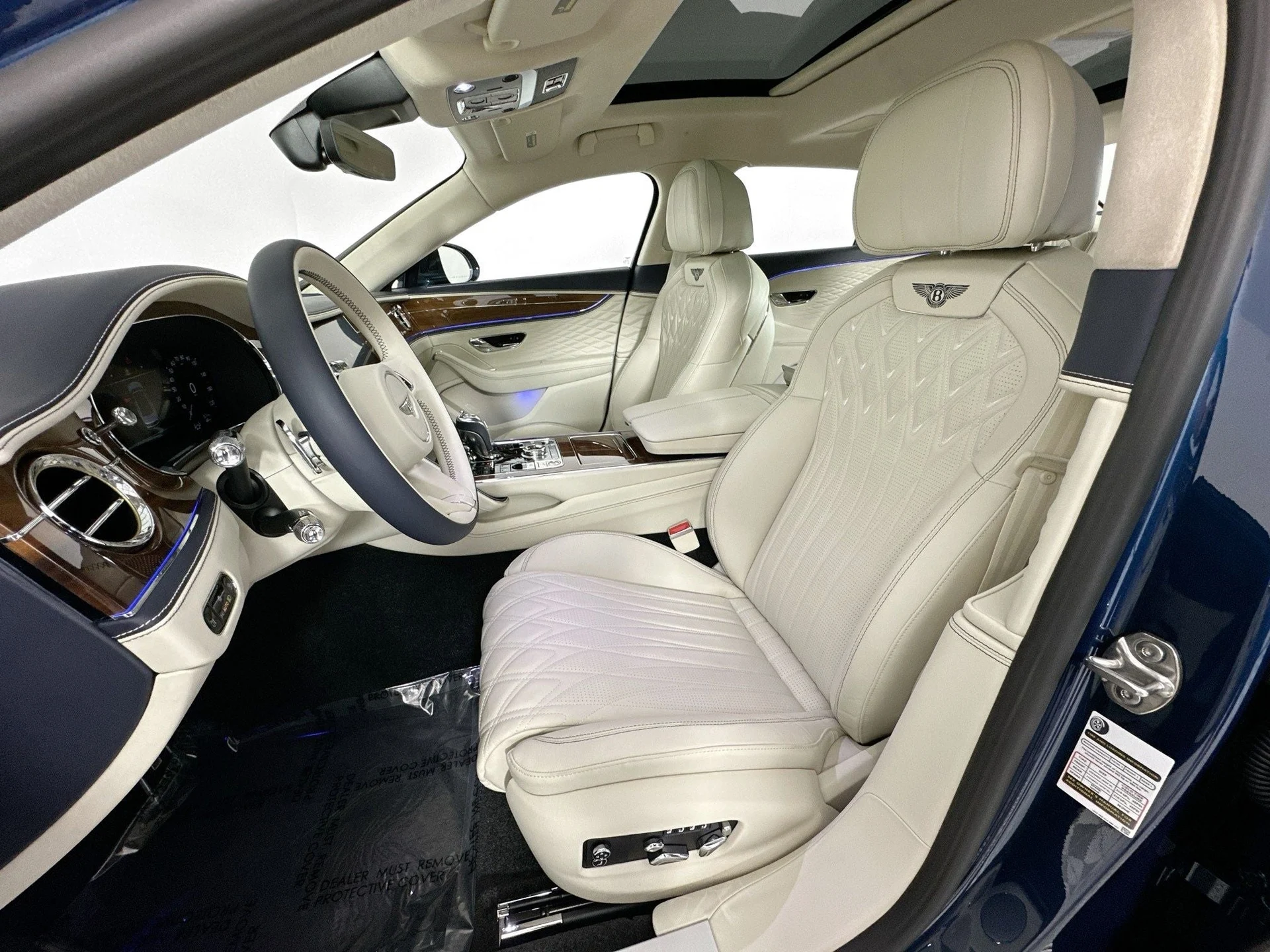 mph017_120651098_18_89ad4e0cd5