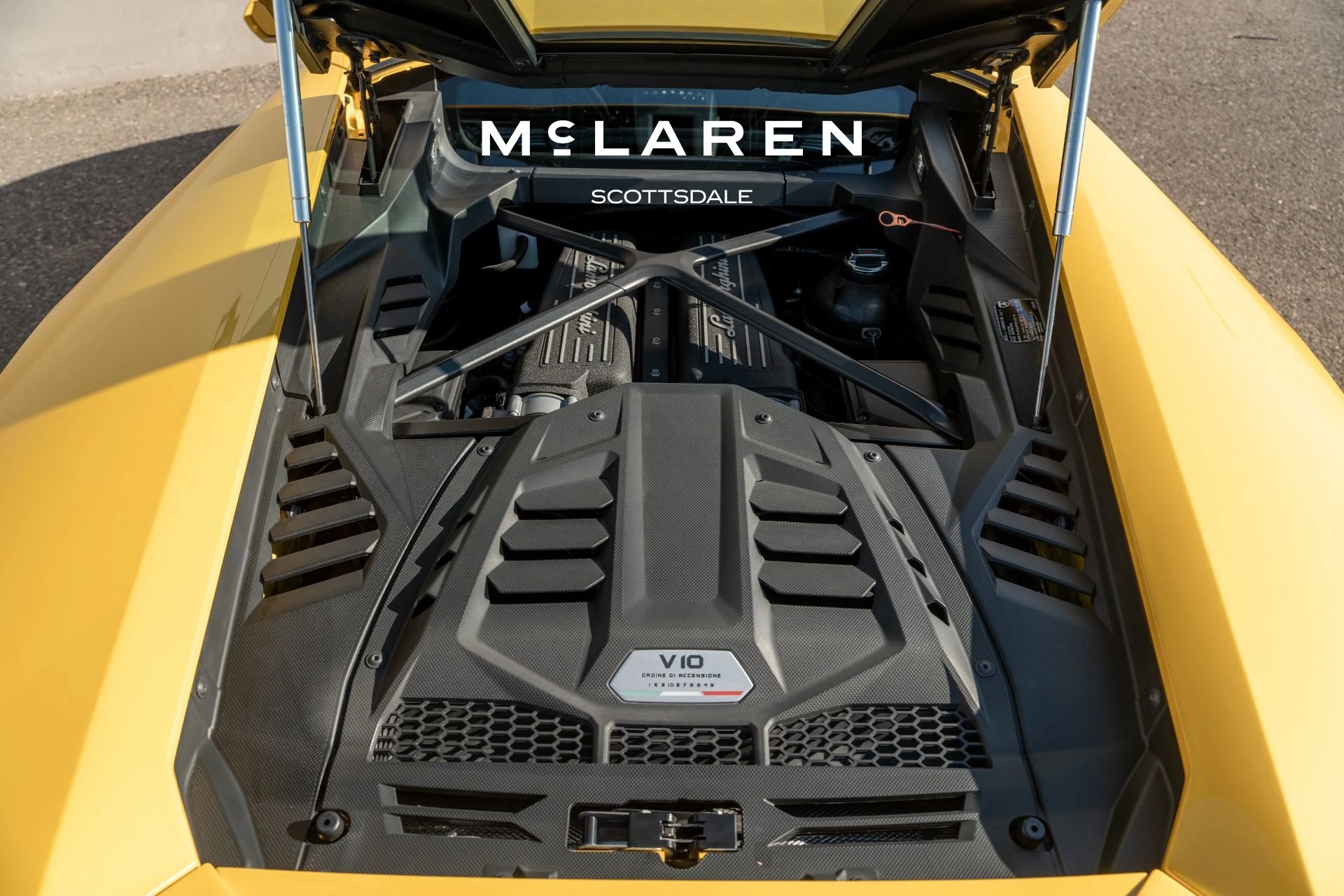 mph017_1212556338_Used_2021_LAMBORGHINI_HURACAN_EVO_1791840835_496241a7c1