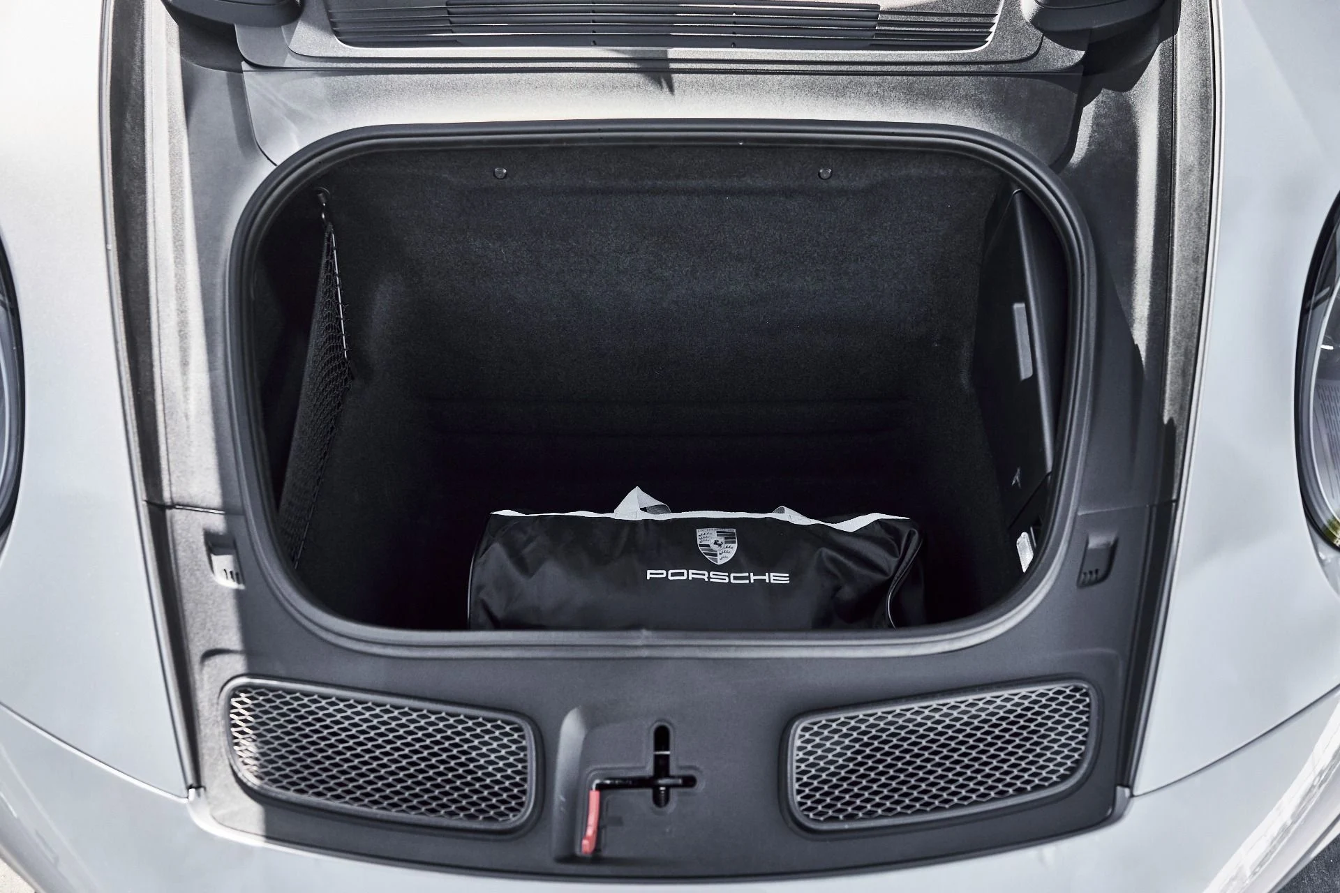 mph017_1226121343_Used_2023_Porsche_911_GT_3_1776823142_491be7e5df