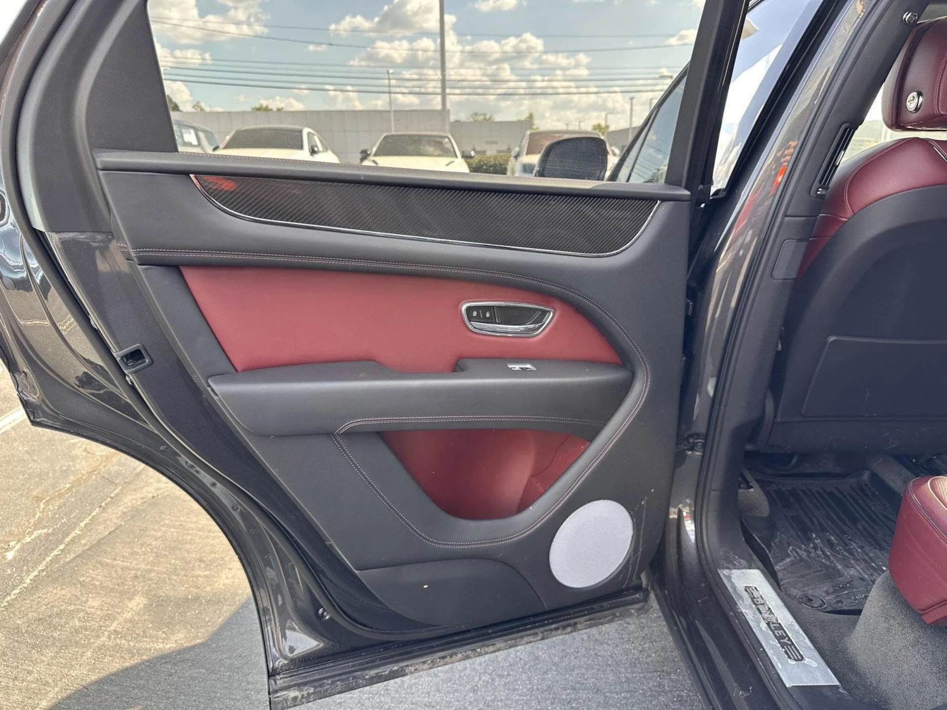 mph017_1234491231_84b91591a2c7c5faffdfa325d6ffde03_952c859f93