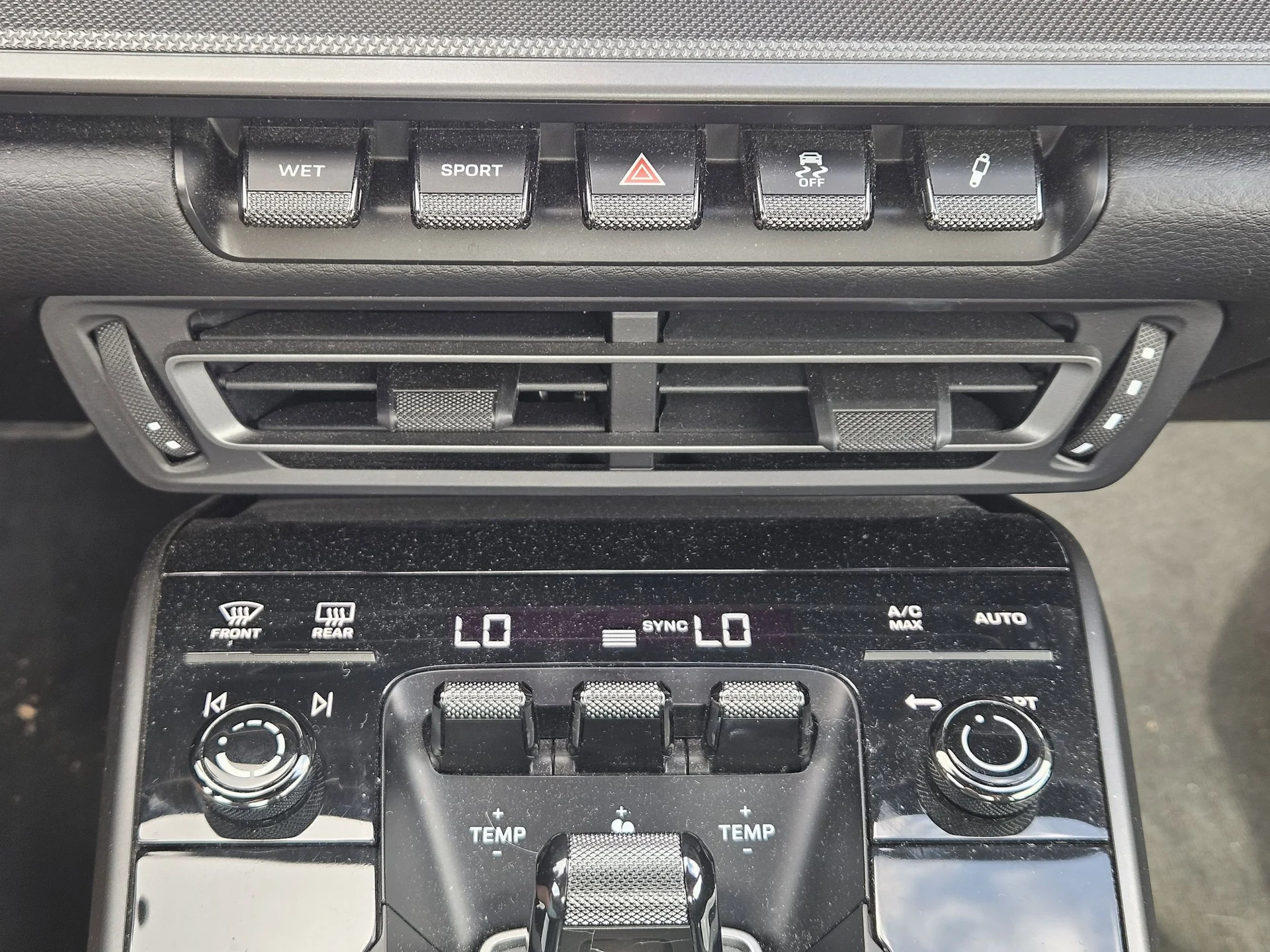 mph017_1236755536_53d1a25f57d02908c4a23db6b42b62bdx_282b624bbc