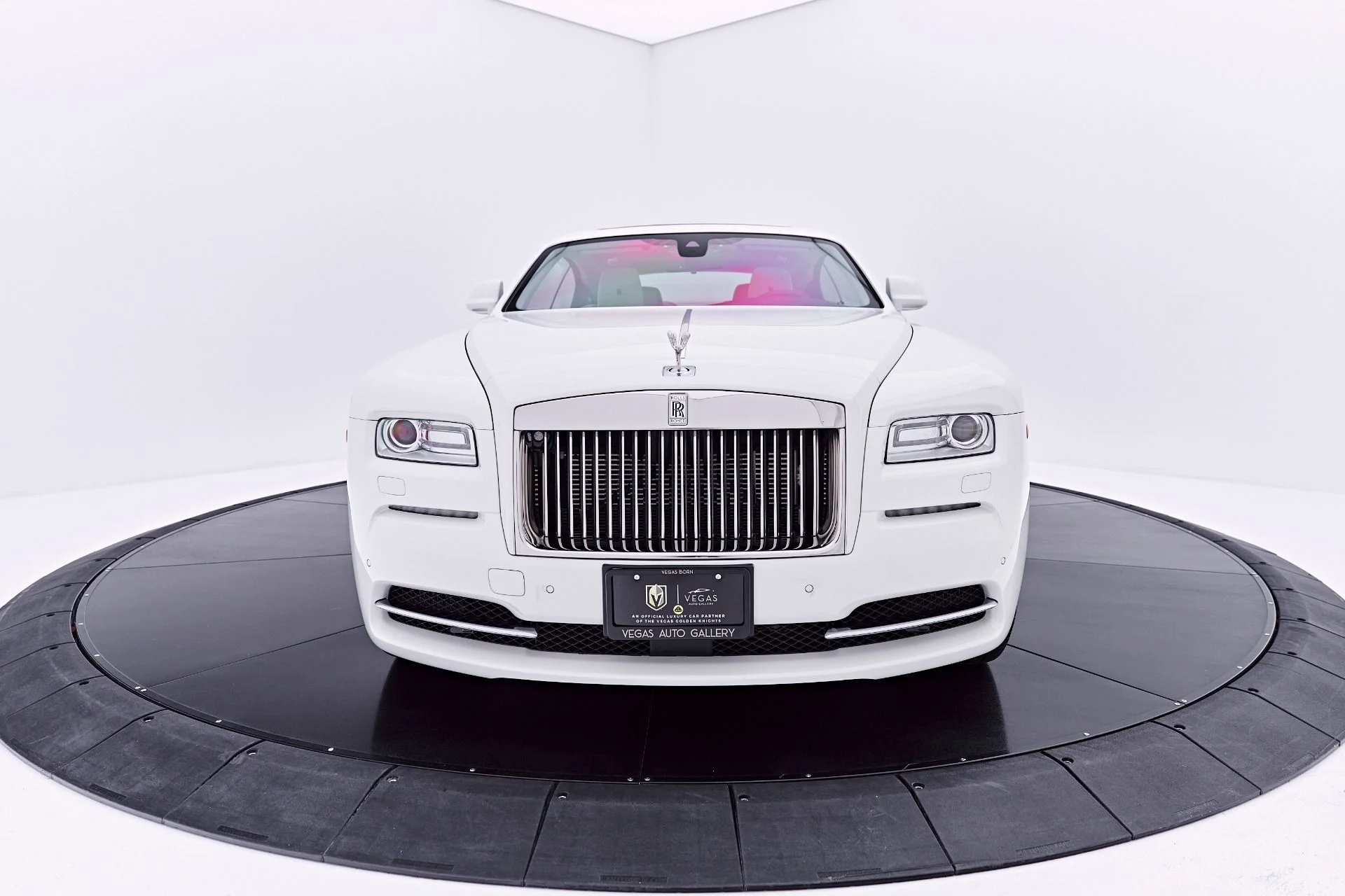 mph017_1243379428_Used_2014_Rolls_Royce_Wraith_Base_1782842387_e6dddbe39e