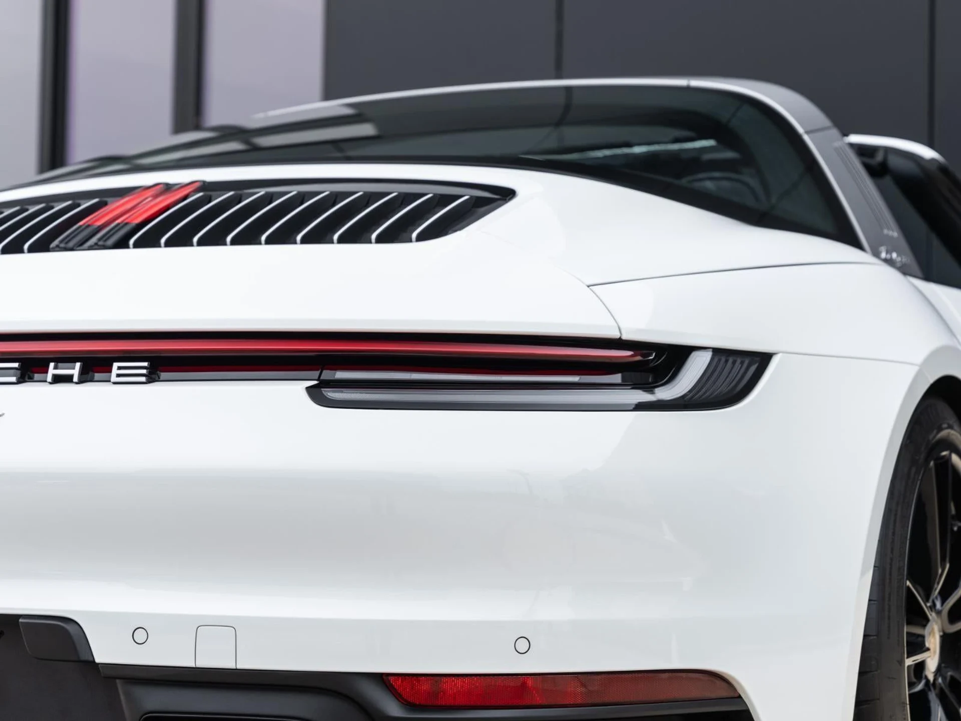 mph017_1244928516_18_90b14f6357