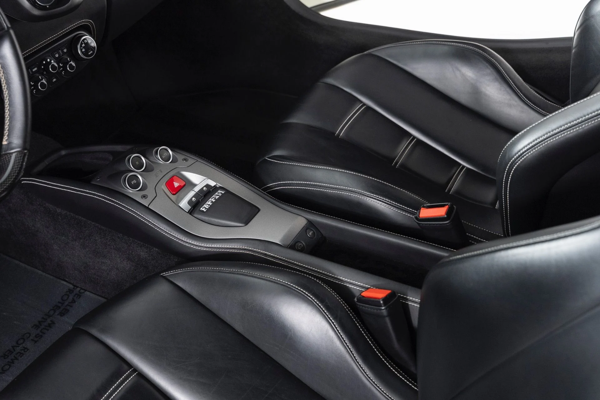 mph017_124642904_Used_2015_Ferrari_458_Italia_Coupe_1753415708_5c65e0924f