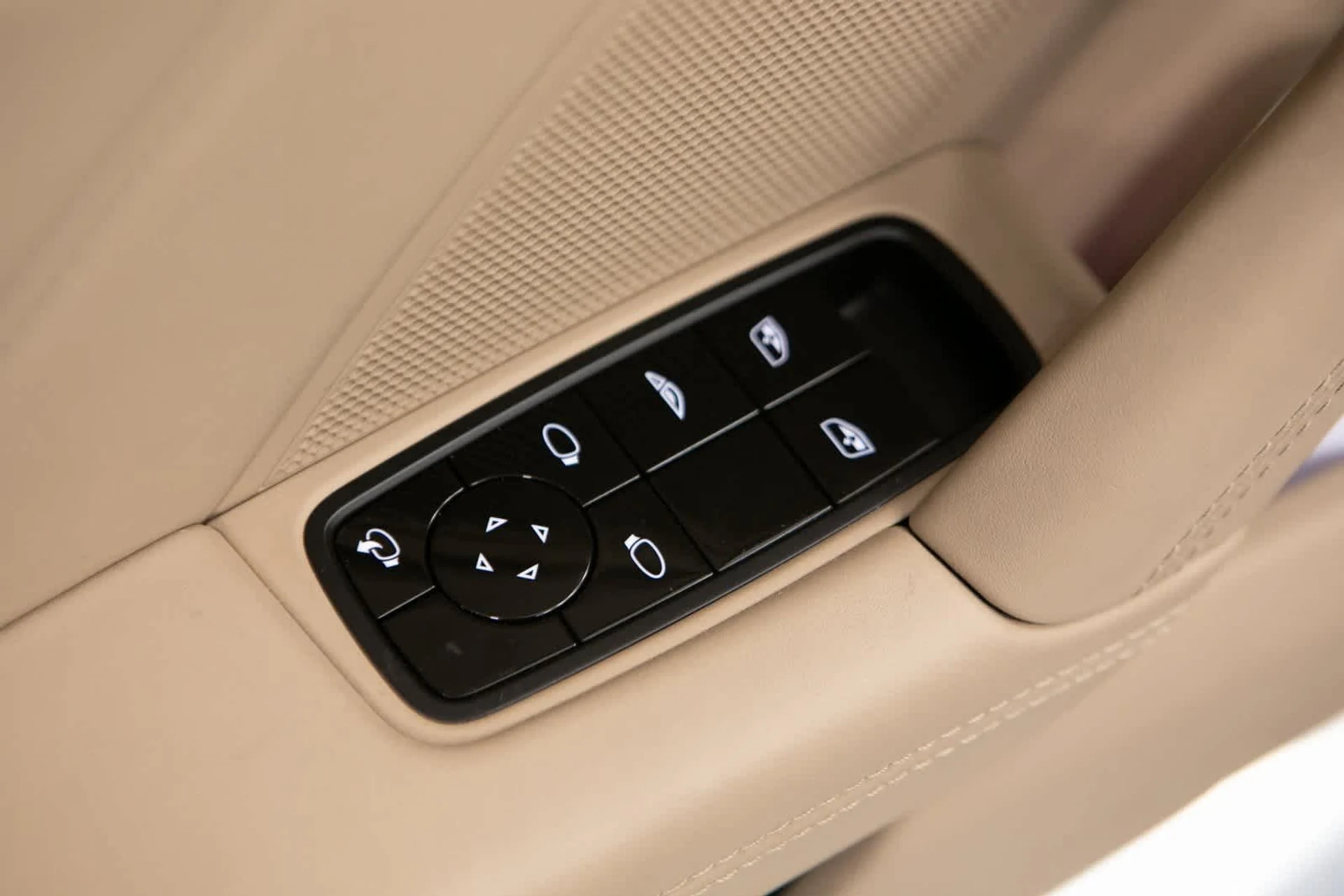 mph017_1248390313_bc4f9441ec23ce967c183c00ac9bae5ex_9871e01d57