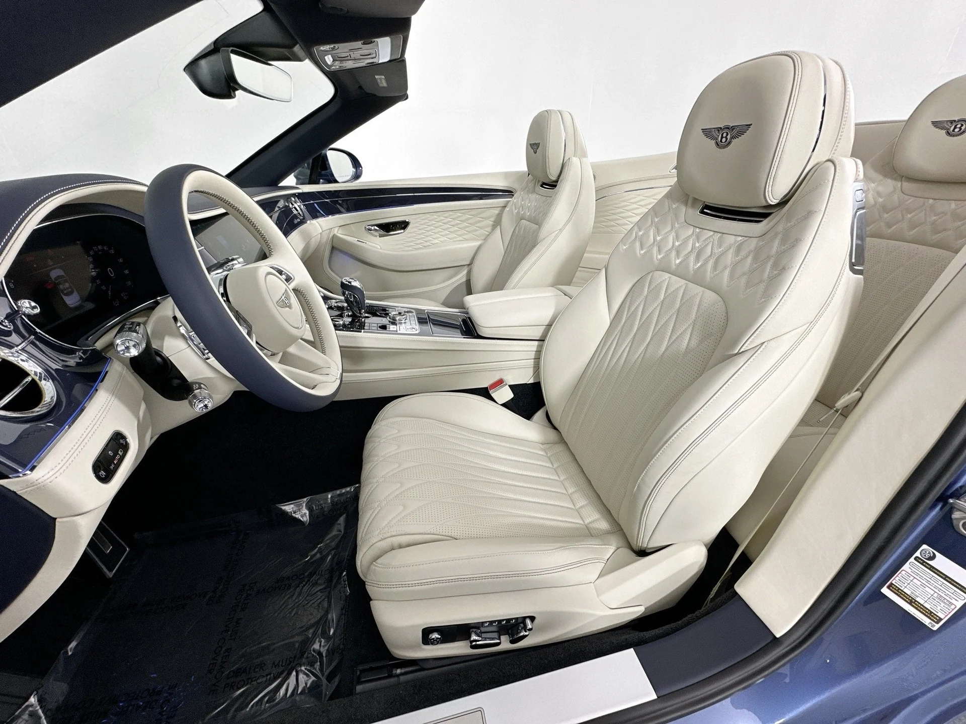 mph017_124871828_18_1052bb7fd1