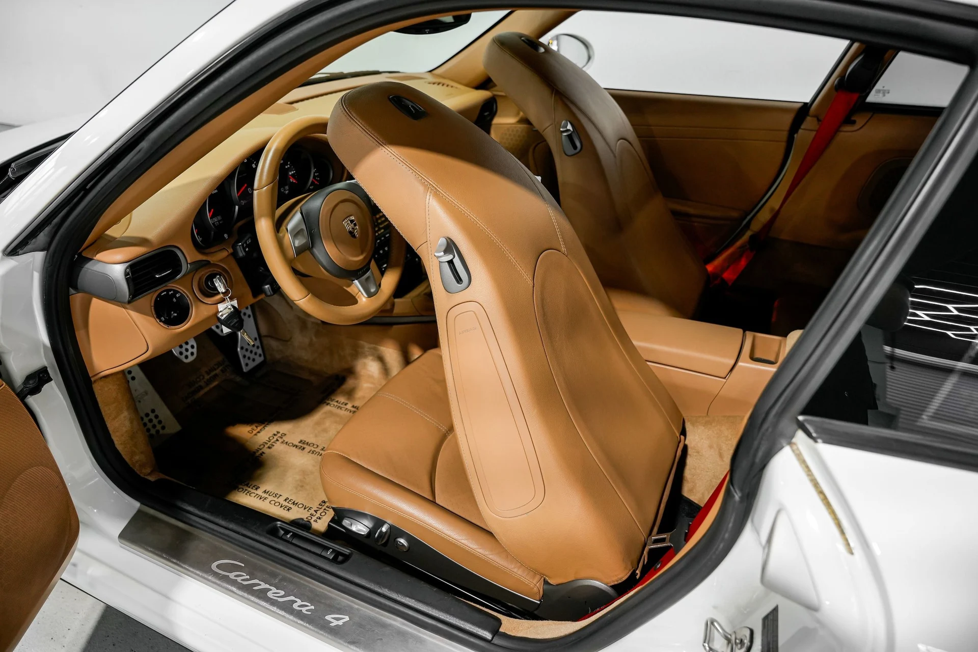 mph017_125085143_d098e73b66776bbe04657beb42498f28x_65fabf89db