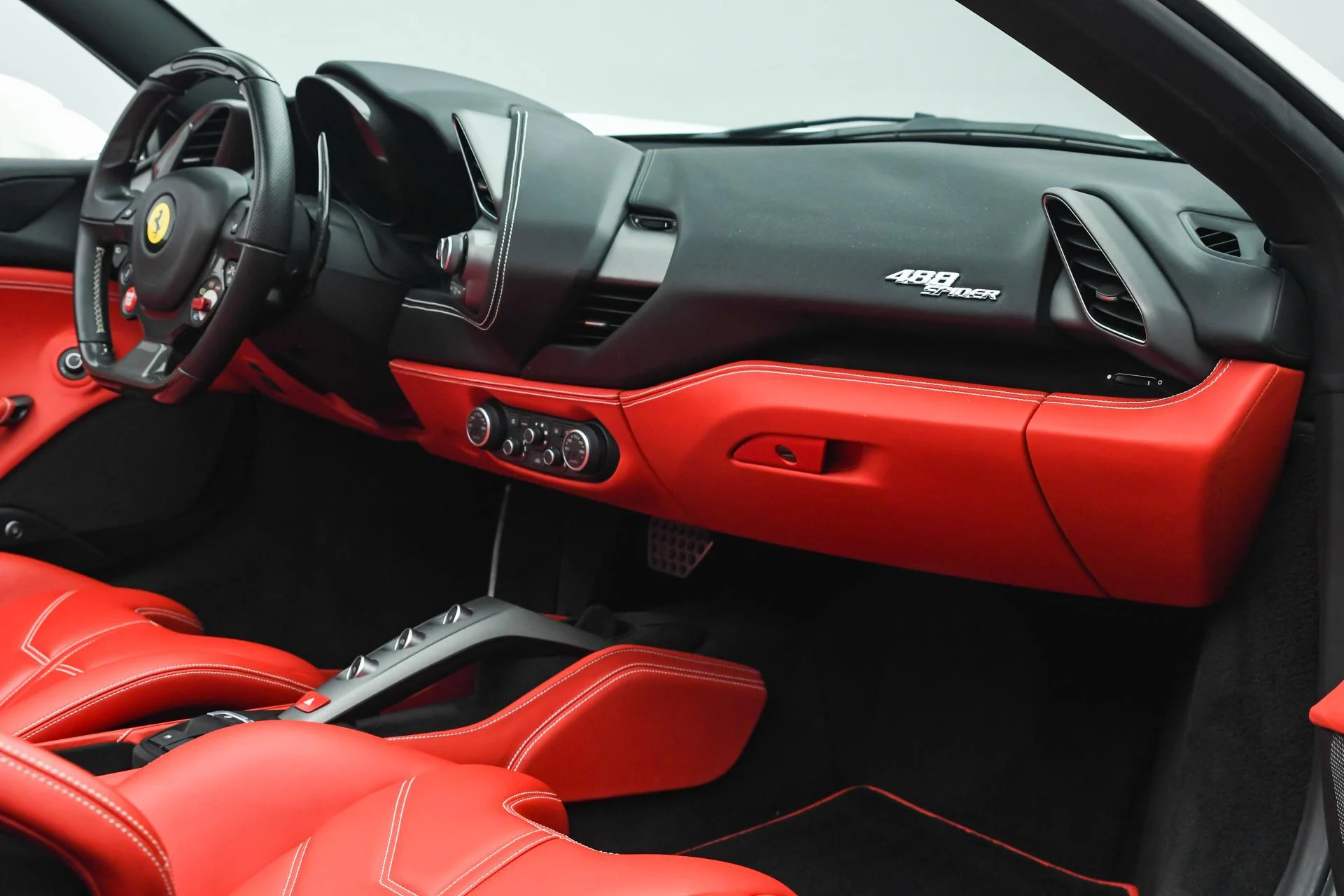 mph017_1251648509_Used_2016_Ferrari_488_Spider_1750234883_705b935384