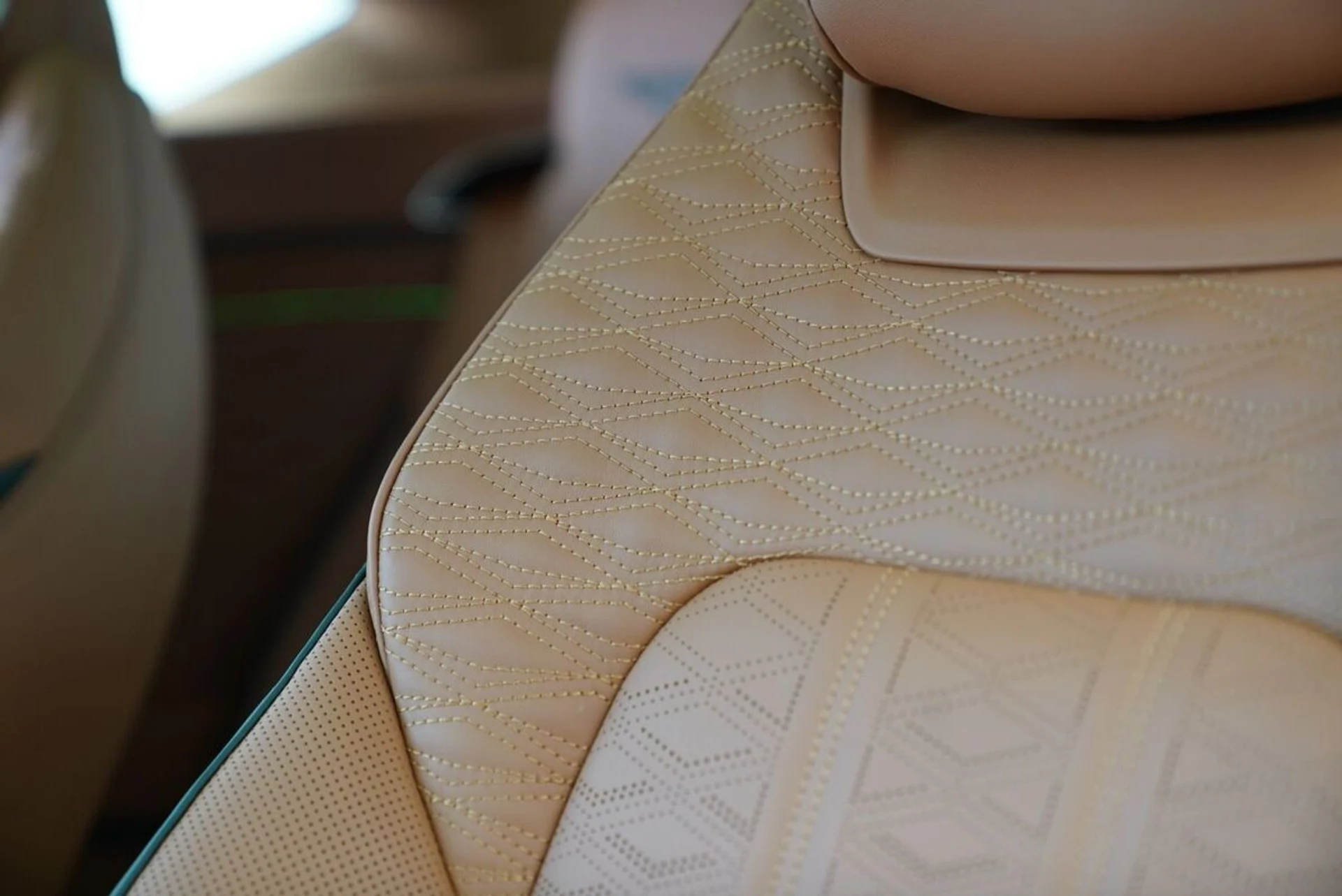 mph017_1259879898_whi67ui7yub4toctva7hoy7os71f_9fa57ffb40