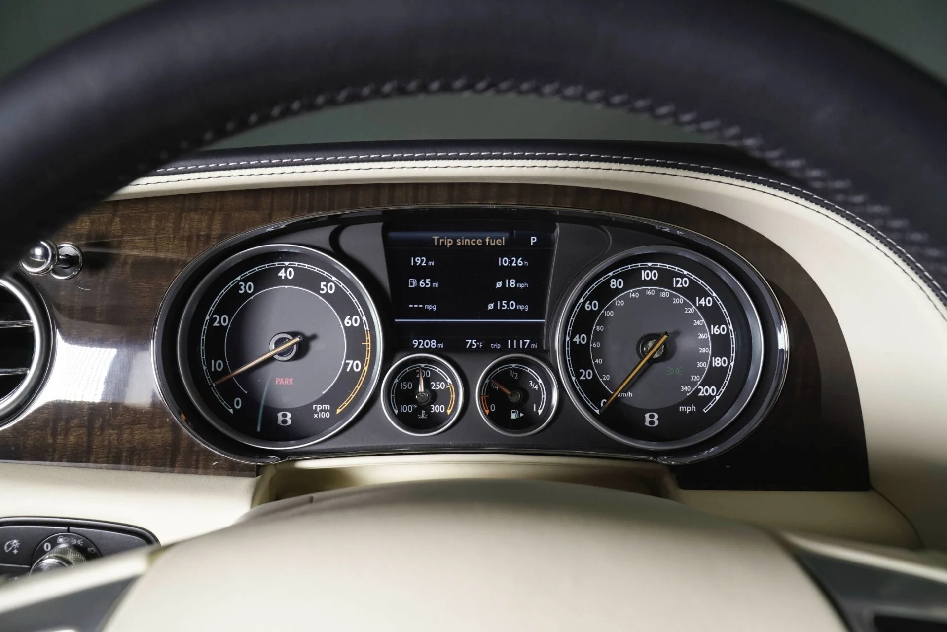 mph017_1263746218_Used_2014_Bentley_Flying_Spur_1787320963_37746d6c7d