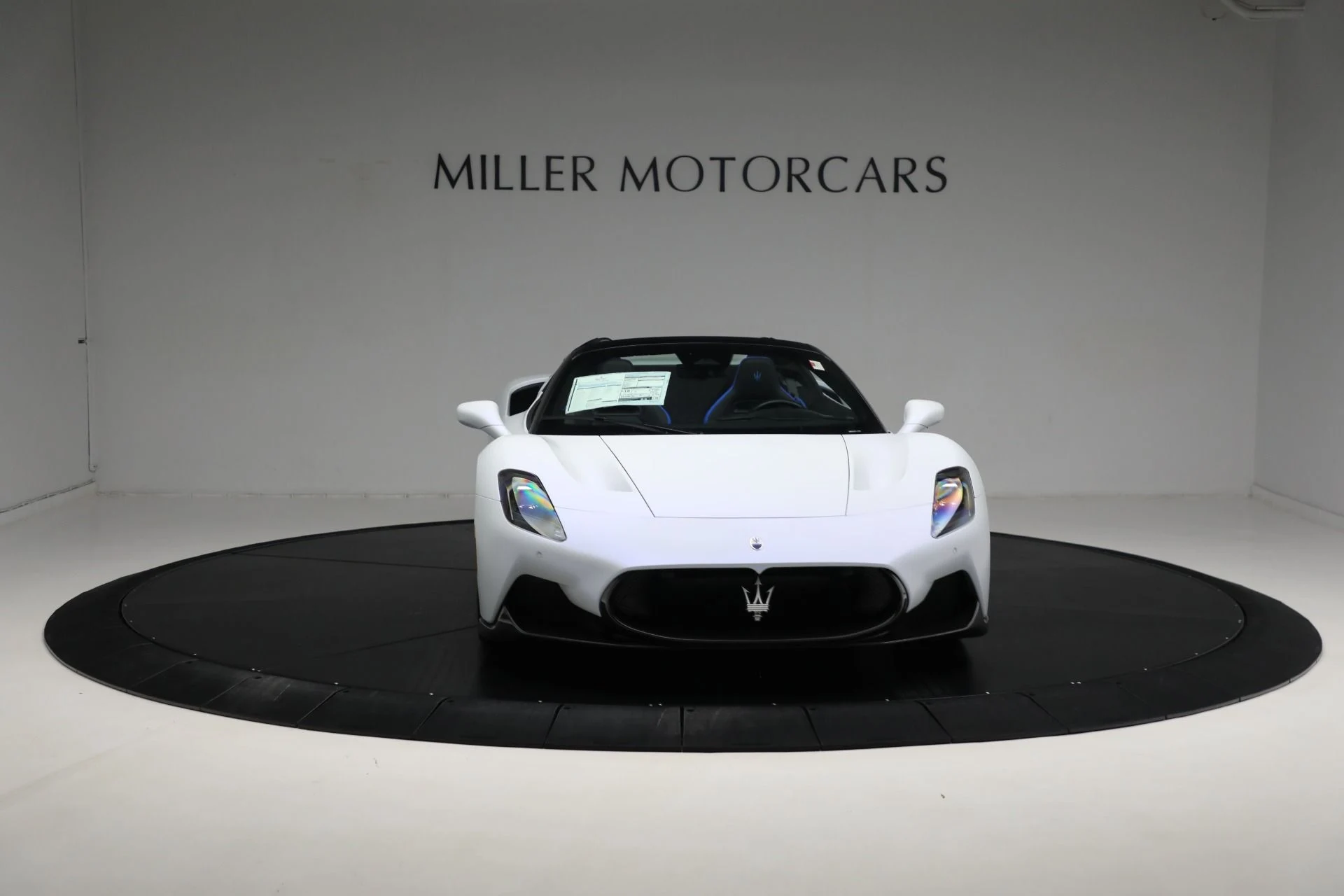 mph017_1264934677_Used_2023_Maserati_MC_20_Cielo_1728047237_f3074842be