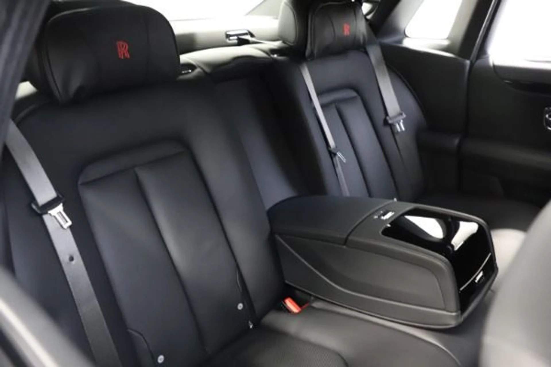 mph017_1266260855_Used_2021_Rolls_Royce_Ghost_723995459c