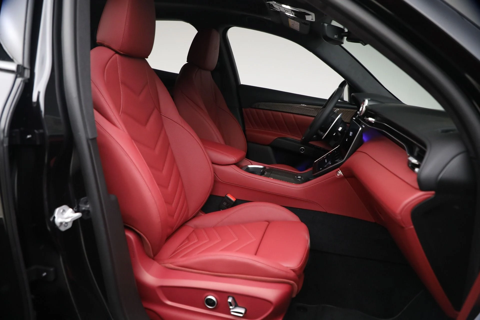 mph017_1266750628_New_2026_Maserati_Grecale_Modena_1768937698_abdbf4dd75