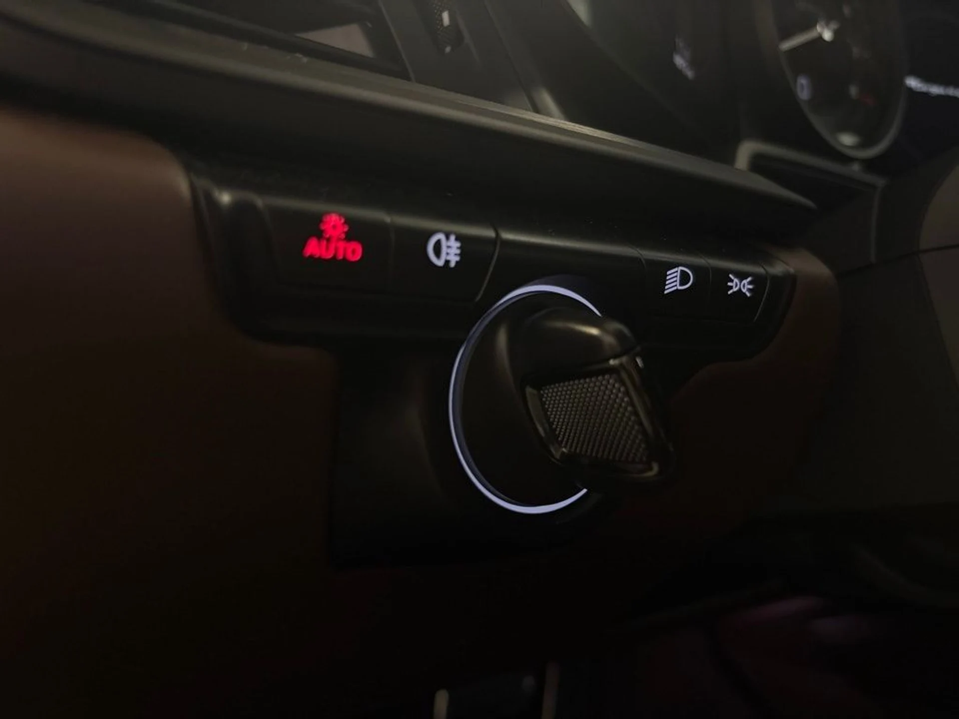 mph017_127072485_3c2541d0fa2c4102a358519ecf48ddb3x_b6e95fa9b2