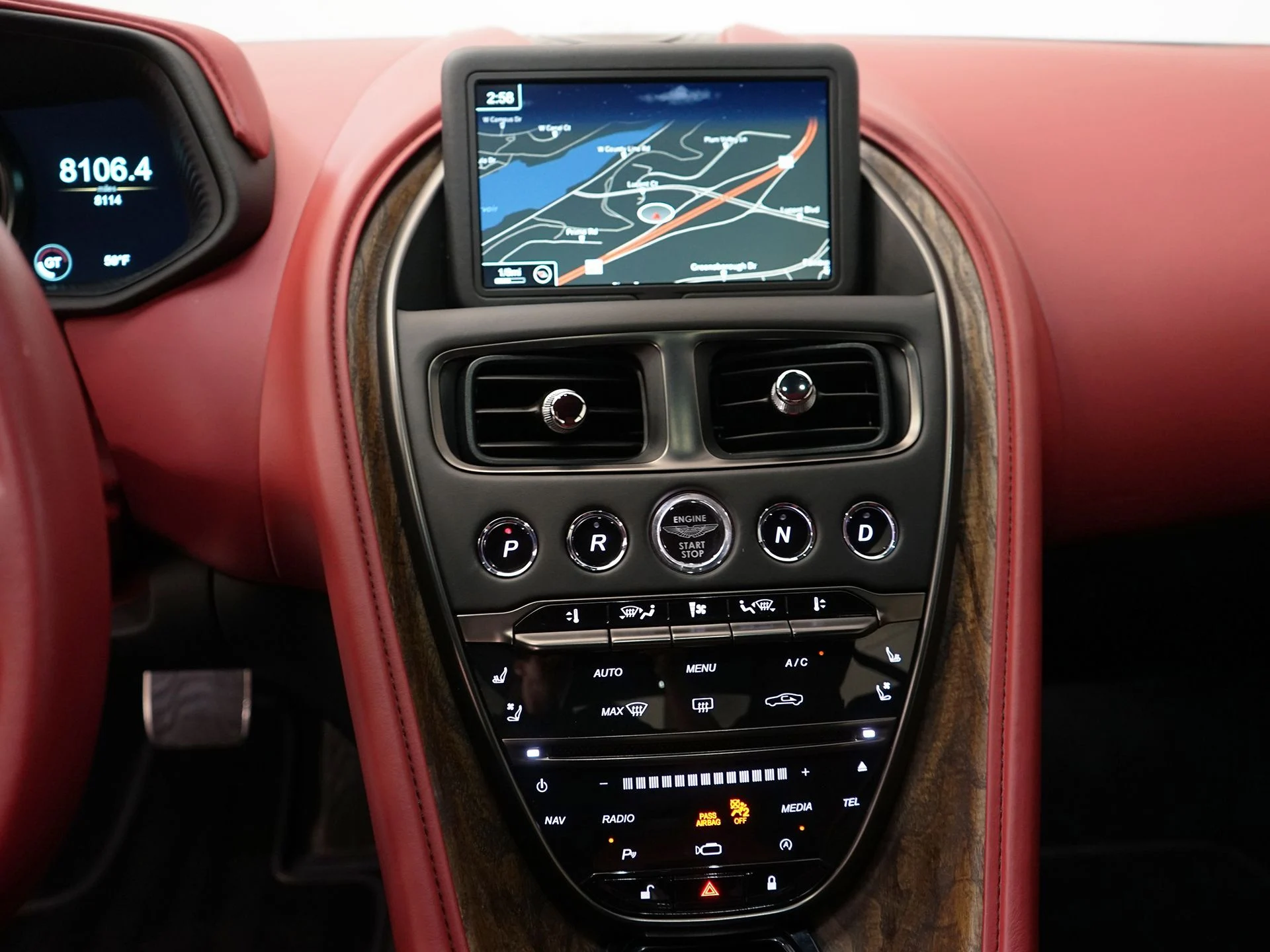 mph017_127537491_998fdb33d4674818824978b632e9293bx_ad7686b112