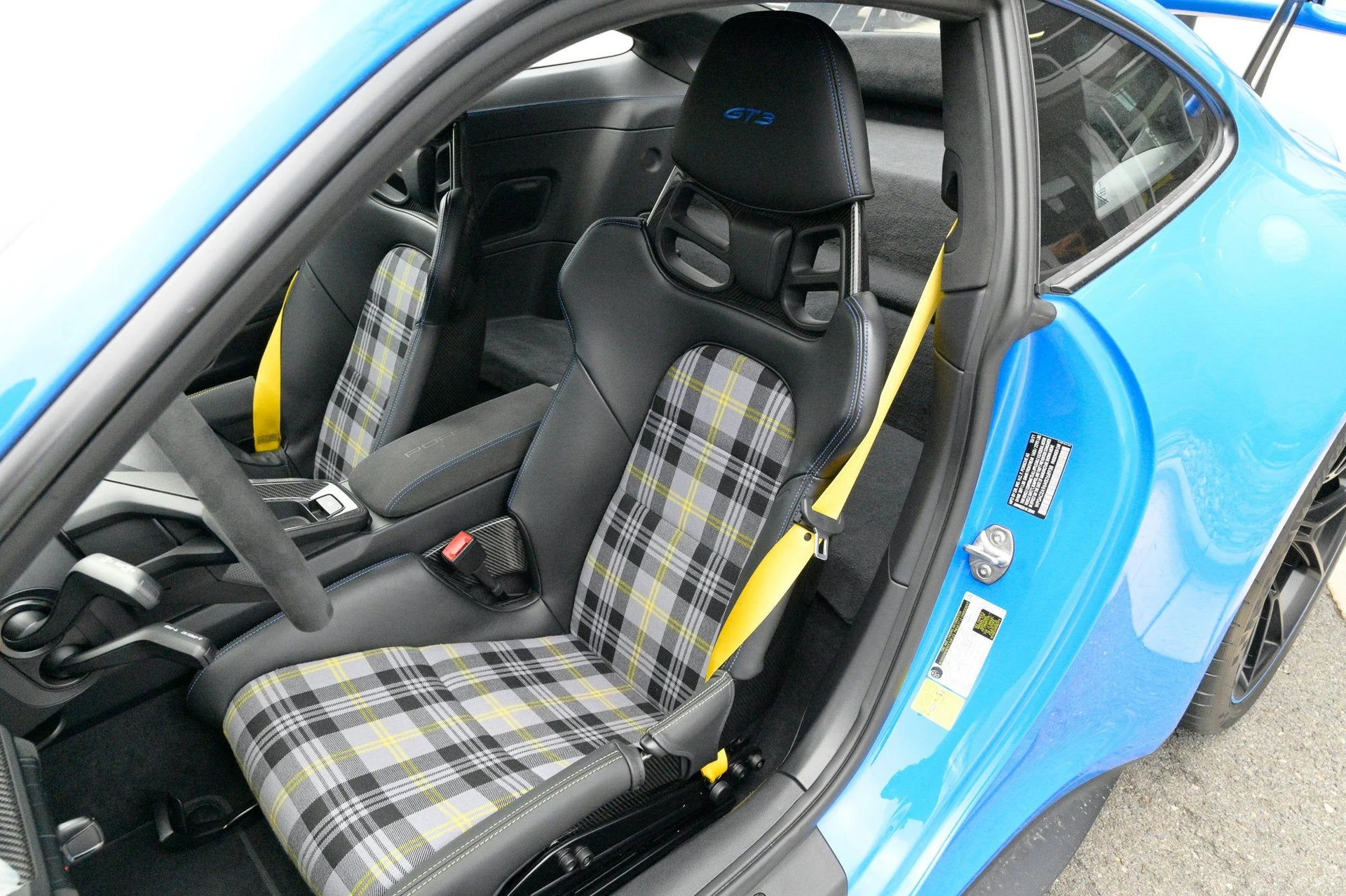 mph017_1277013012_a6a8cca395704123b5c346f9e44e5189_781142747d