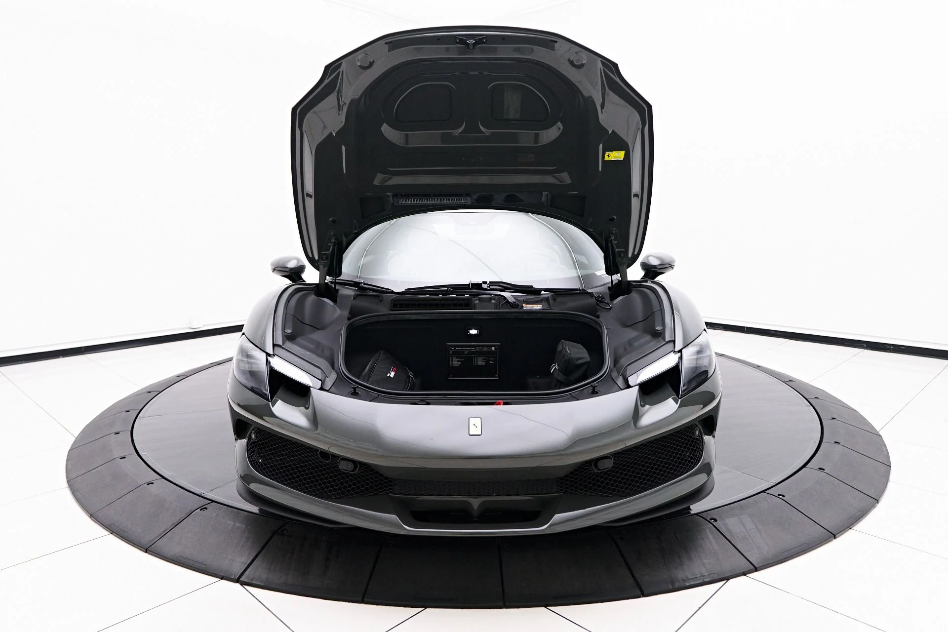 mph017_1283184112_Used_2023_Ferrari_296_GTB_1754080788_a3ed2da046