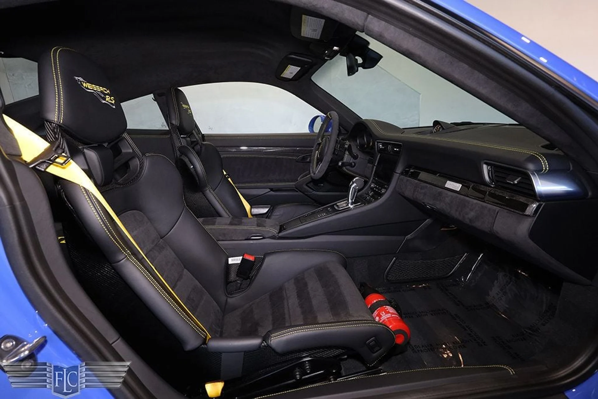 mph017_1283466084_used_2018_porsche_911_gt2rsweissach_9689_22919287_18_1024_f3301e9f20