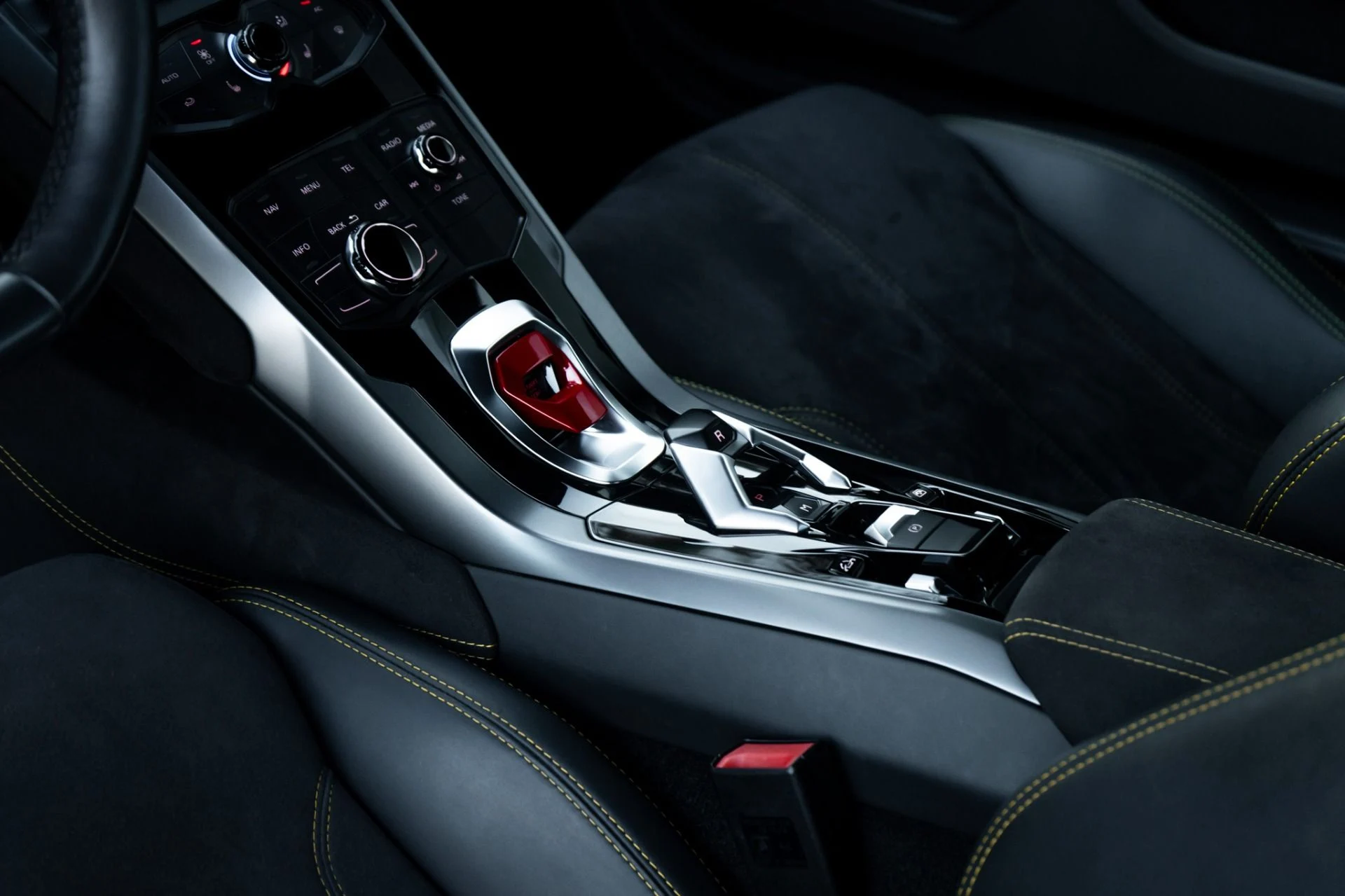 mph017_1294976553_Used_2017_Lamborghini_Huracan_LP_580_2_Spyder_1766447716_ff4c533457