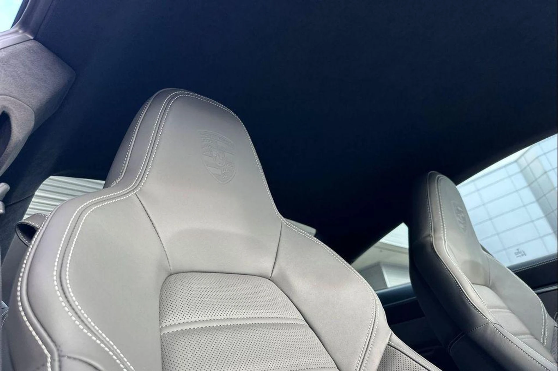 mph017_129619616_3r_KH_Xd9_D_Z_Arg_Zs_Gj_E7cd6_H8_RM_691c286f6b