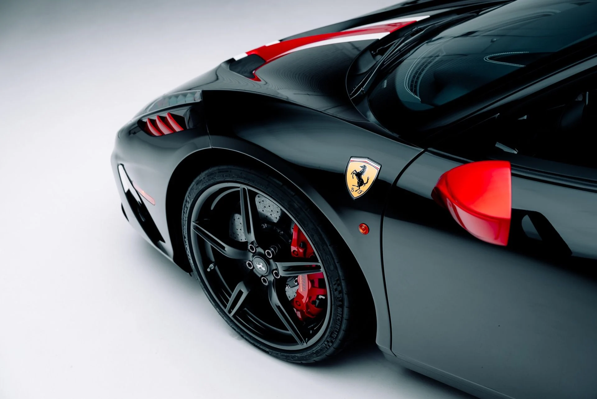 mph017_1299417064_Used_2015_Ferrari_458_Speciale_1763680204_73b0c84879