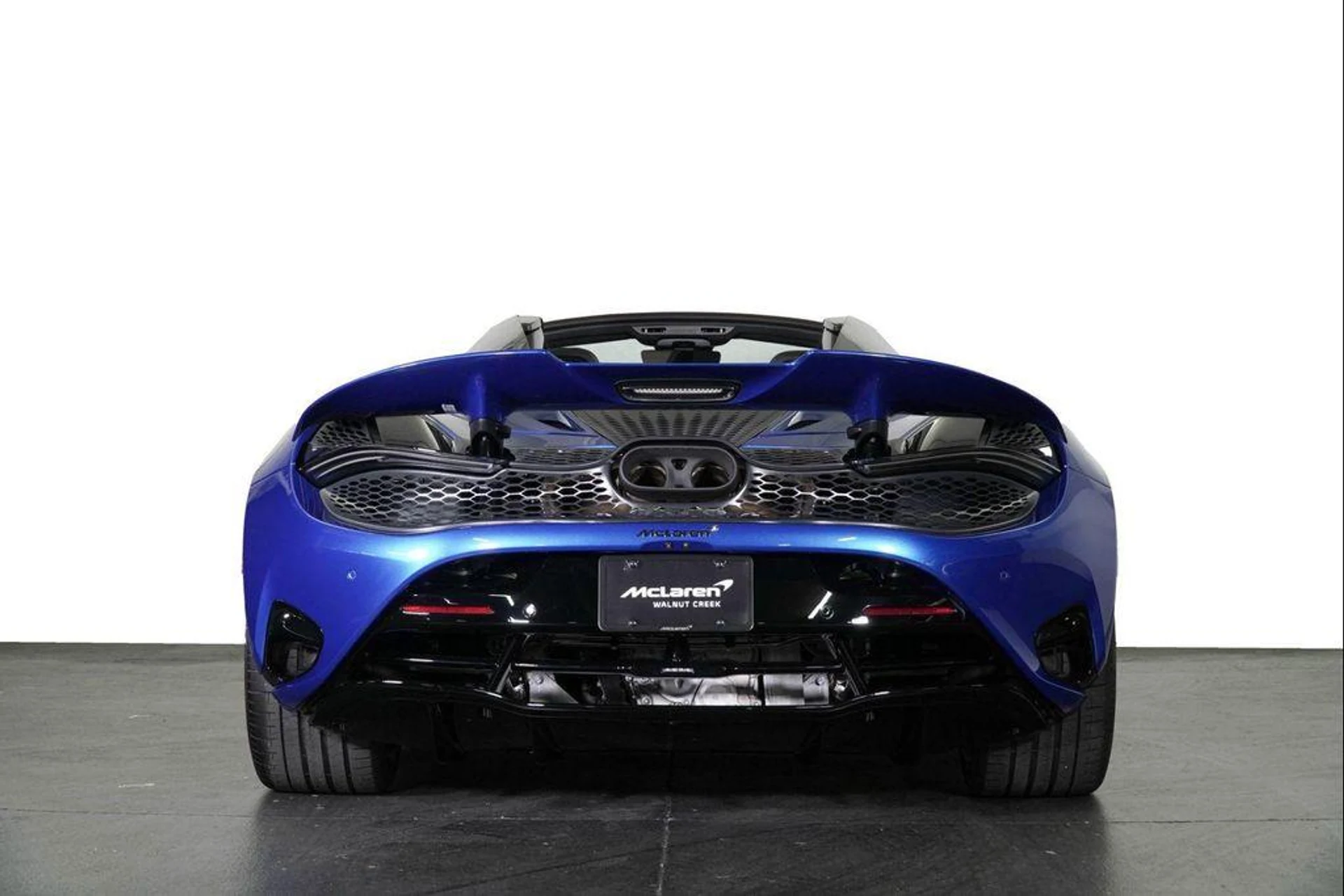 mph017_1300088626_2yx850_ri_TFF_Wc_Cnnda_Cq_Qo_G_Ey_Q_2dee11c33c