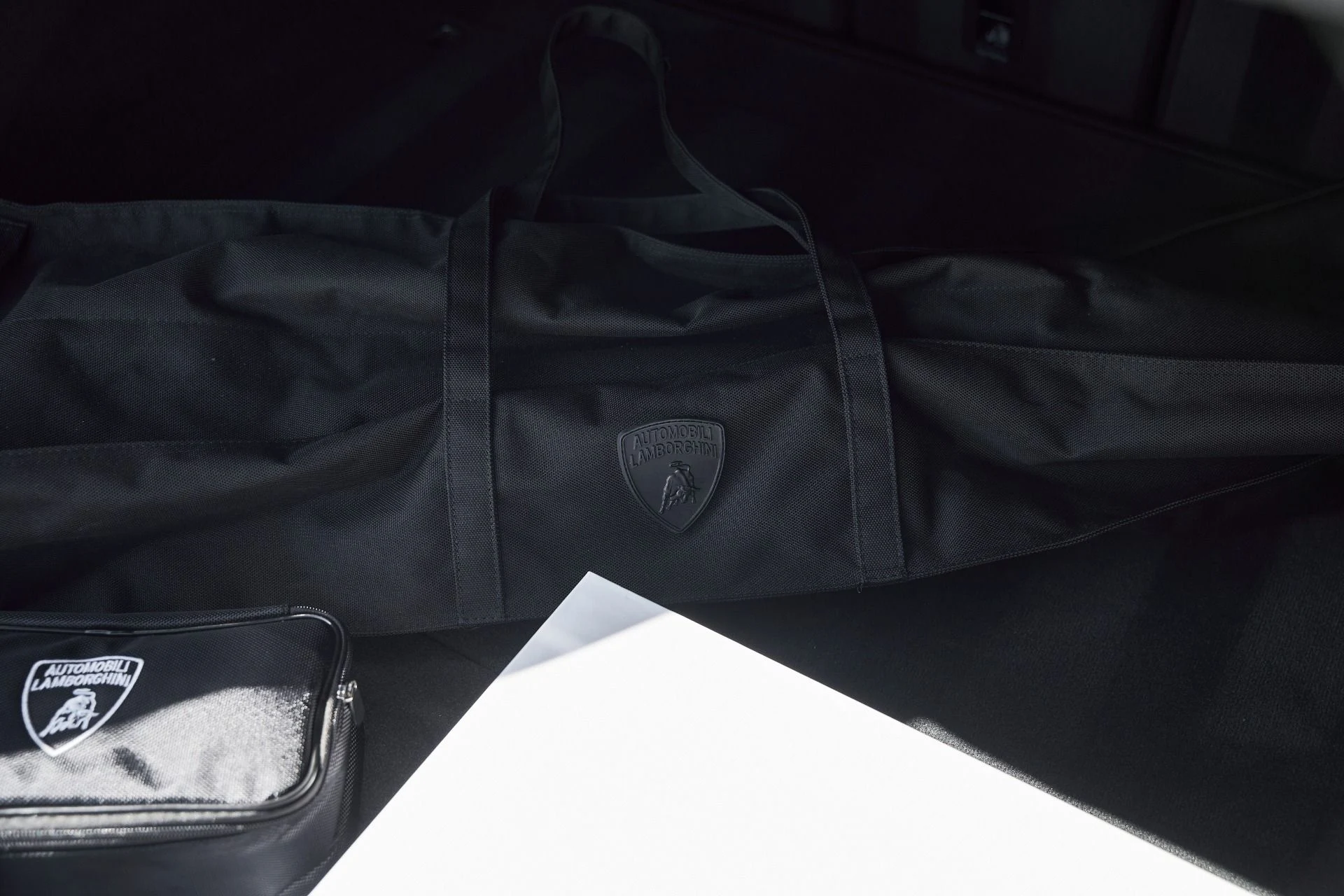 mph017_1307486555_Used_2024_Lamborghini_Urus_S_1770085837_4d5be56597