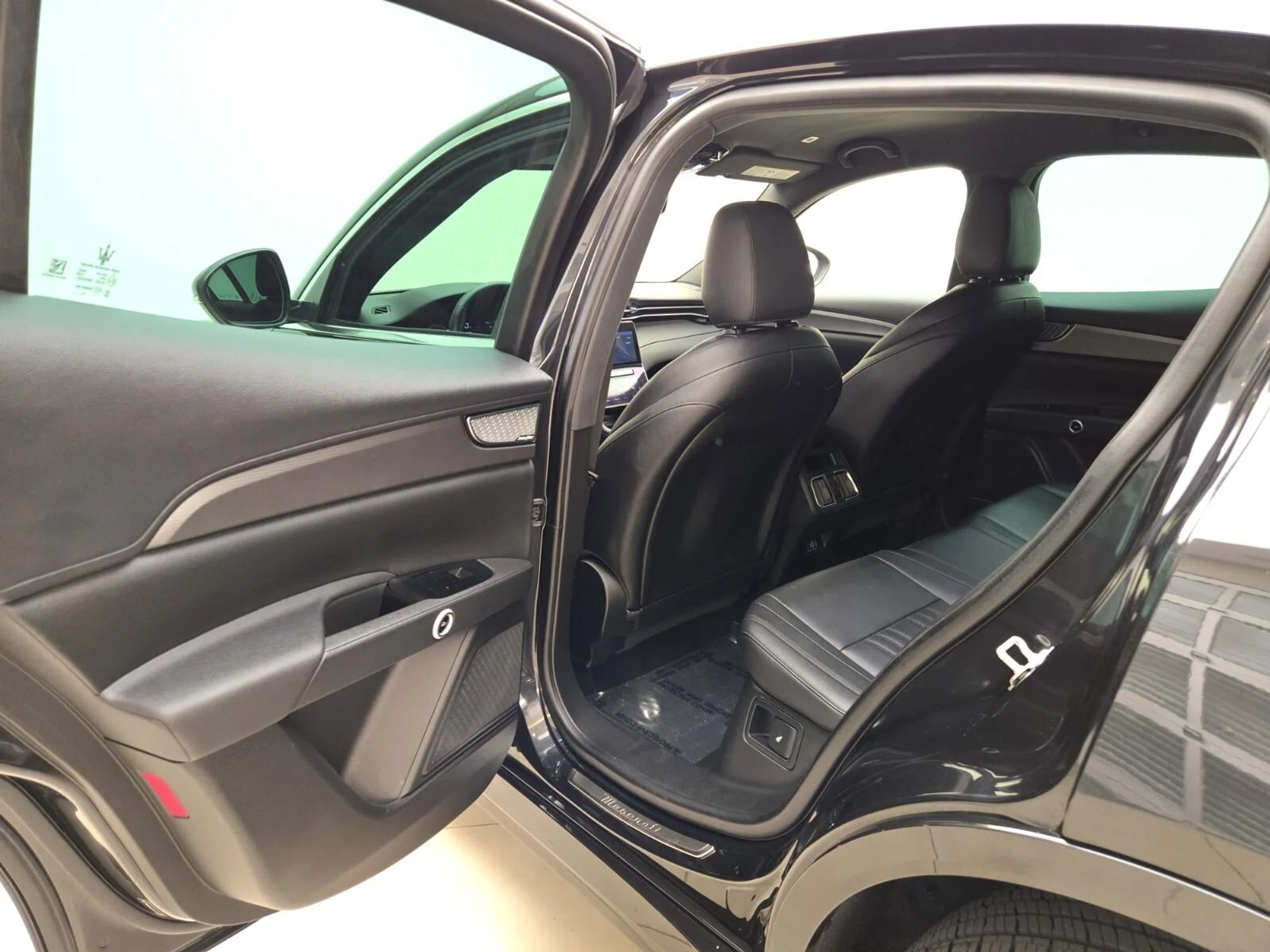 mph017_1308335002_Used_2024_Maserati_Grecale_GT_1765436374_e2465f1f02