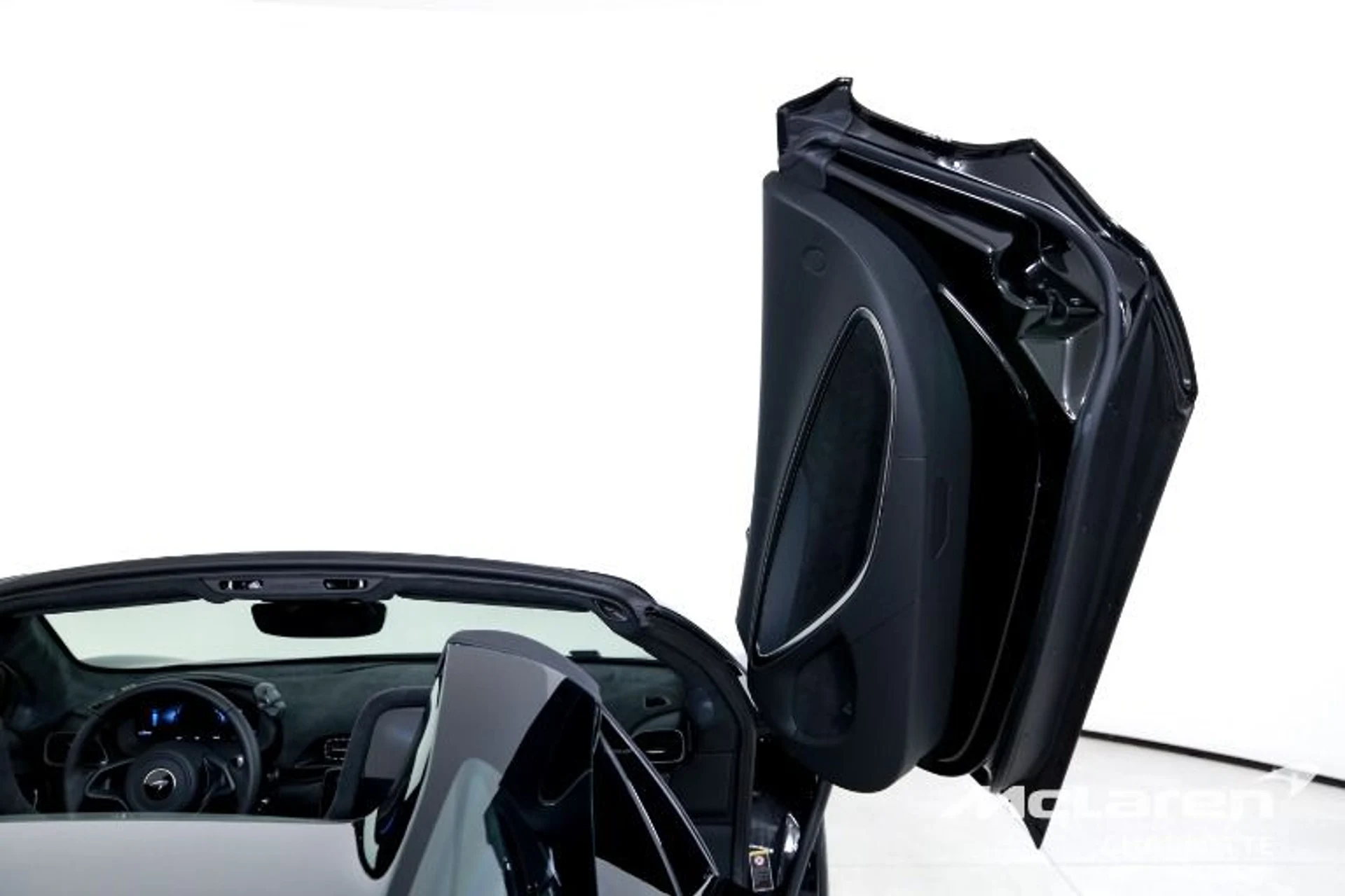 mph017_1312020127_New_2026_Mc_Laren_Artura_Spider_0da873af25