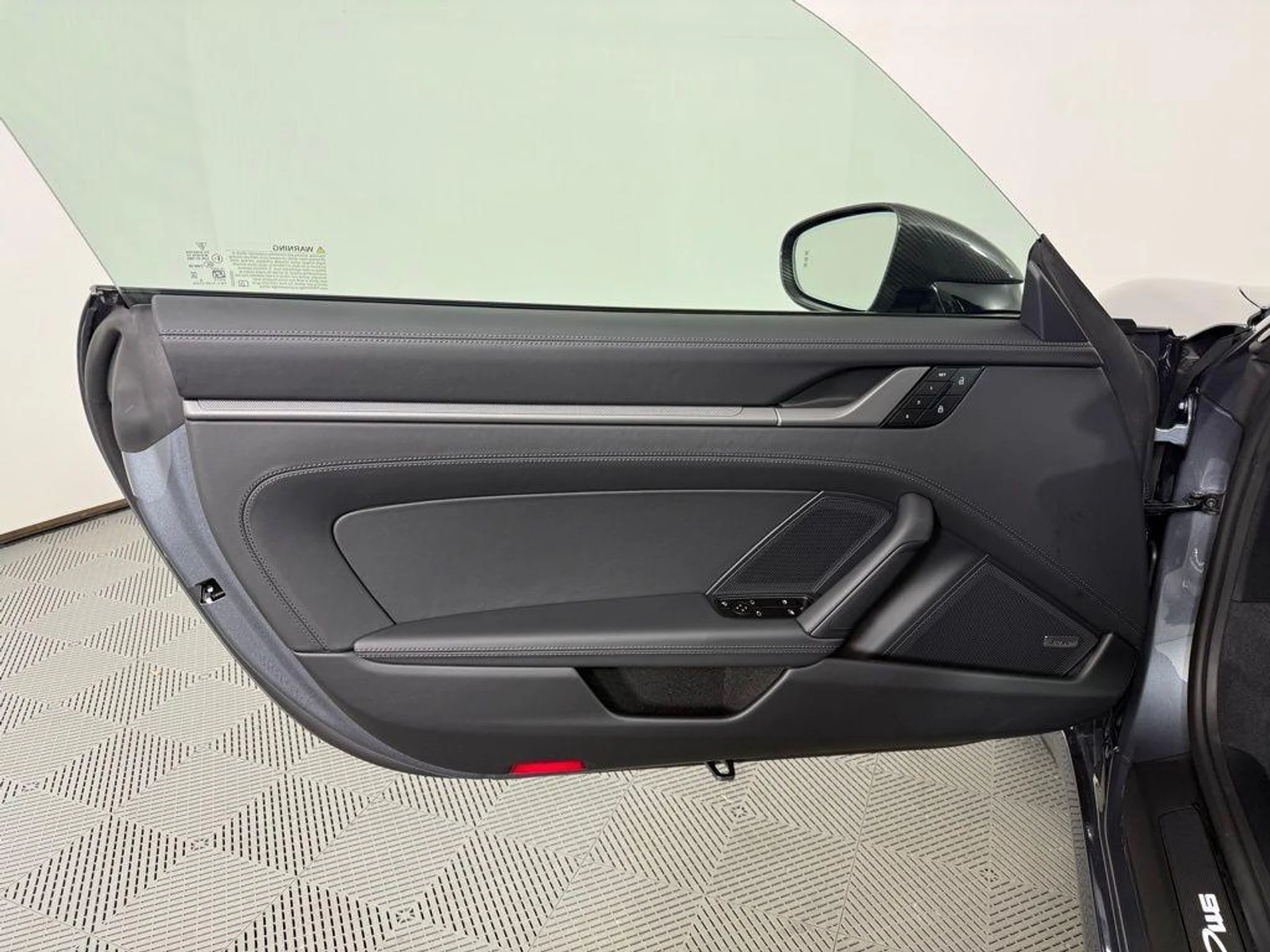 mph017_1313794778_fq_T1_N34o8_K9o_Nlj_R_Zy_QQ_Fa_B_u_DM_4c3dff497c