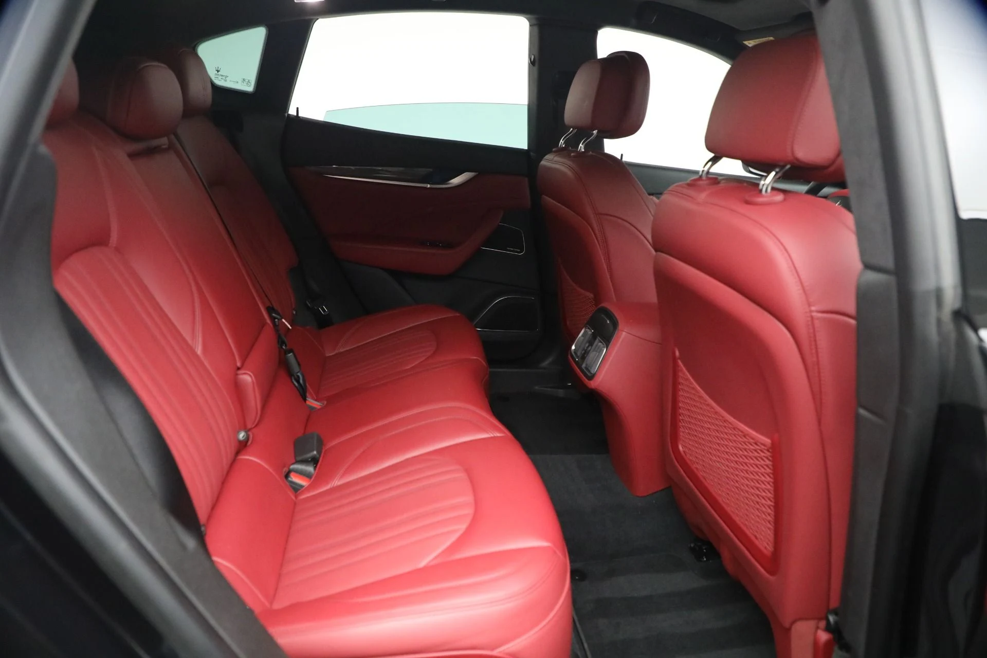 mph017_1316278646_Used_2023_Maserati_Levante_GT_1772121424_59875eda2b