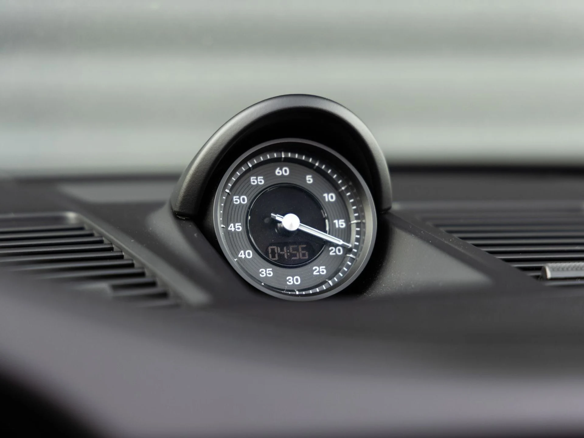 mph017_1319341465_18_efea9a3734