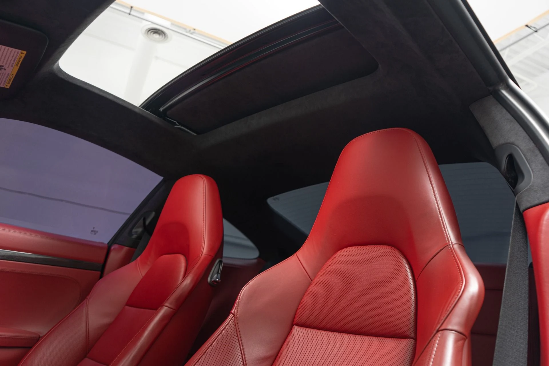 mph017_1322217680_Used_2014_Porsche_911_Turbo_S_560_Horsepower_Natural_Leather_Heated_and_Ventilated_Seats_1776369392_33edb8145f