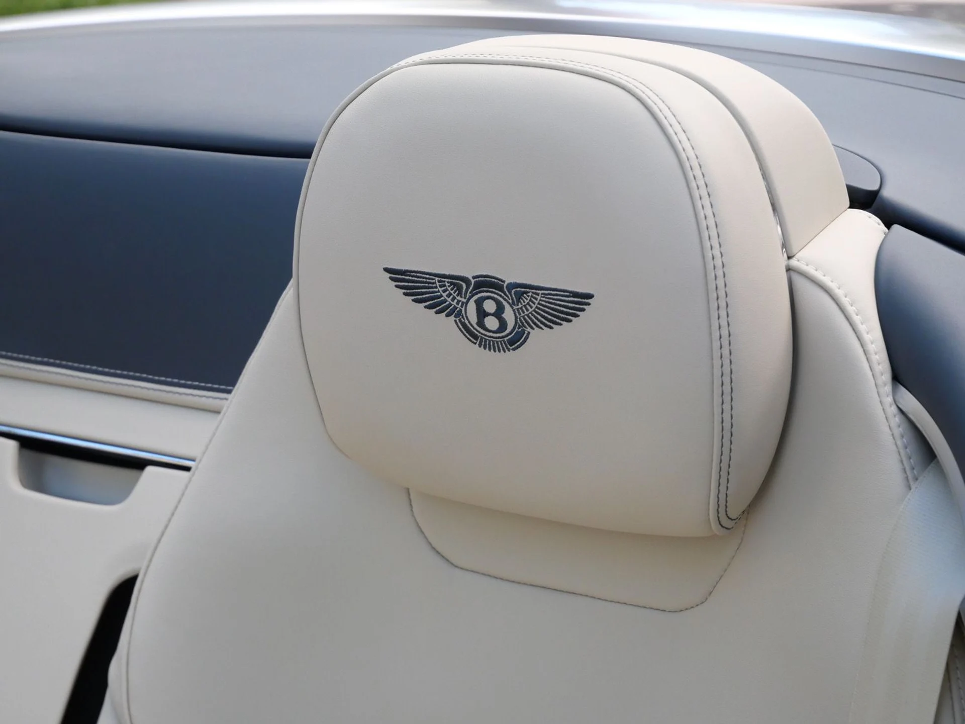 mph017_1324679126_2d4be275a2505f675befce610c42d5c6x_e27ef795d0