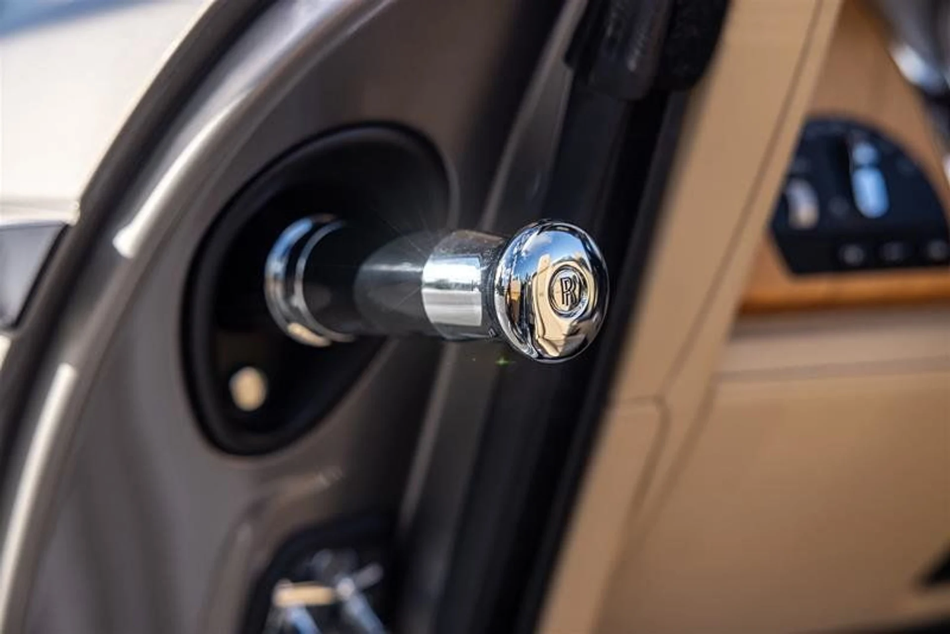 mph017_1328154702_37184980_02964_11560336_1532800734_fe8db2c378