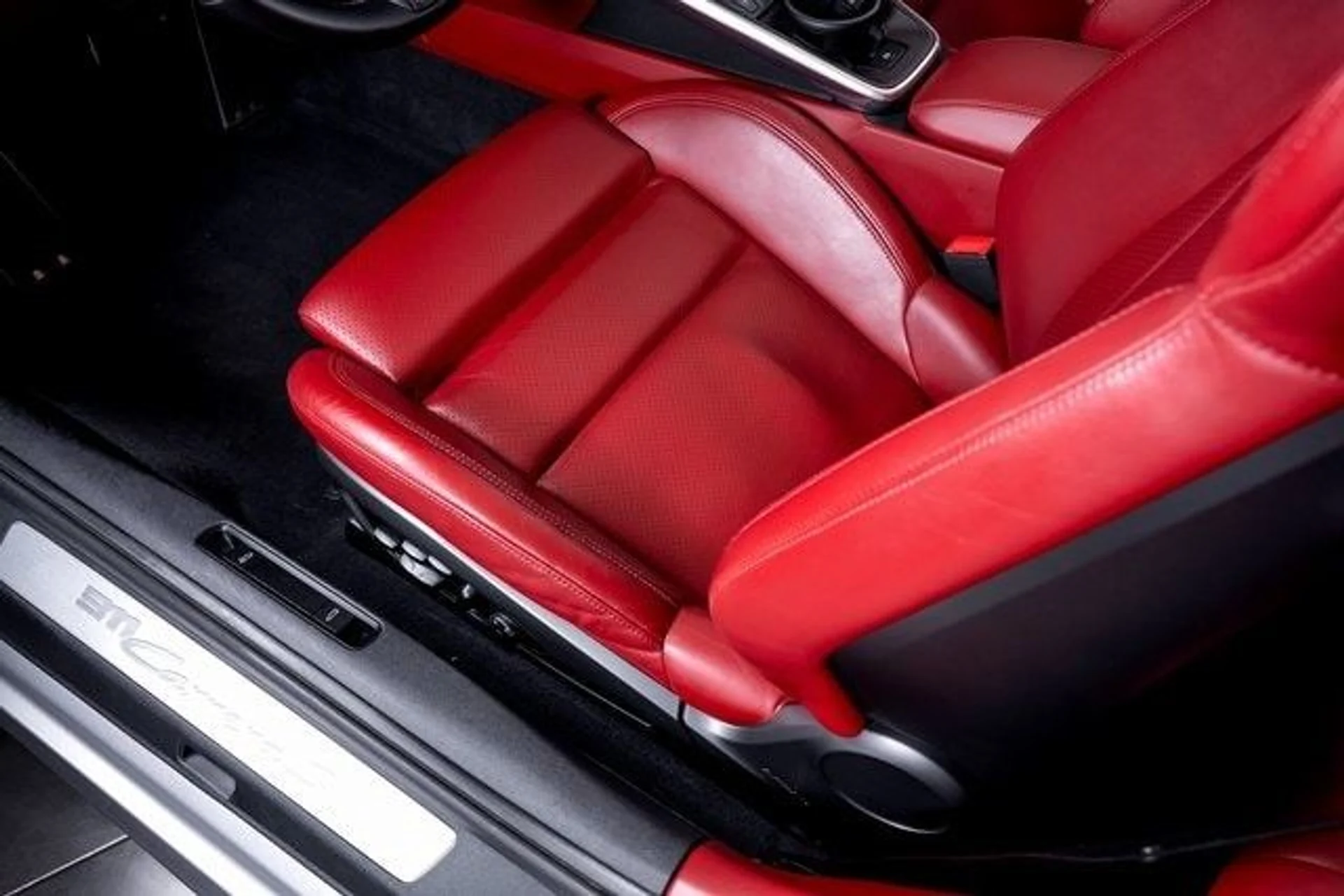 mph017_1331829226_5eae470f52be4058a5bbff3d413be43bx_4df1573d8b