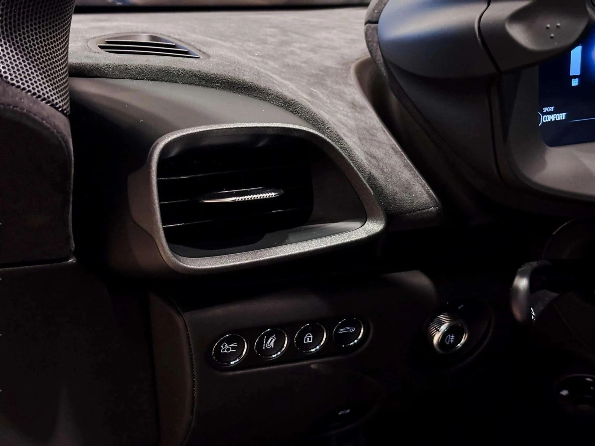 mph017_1333866760_image_18_b3b54edee5